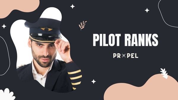 Grades, épaulettes et galons de pilote