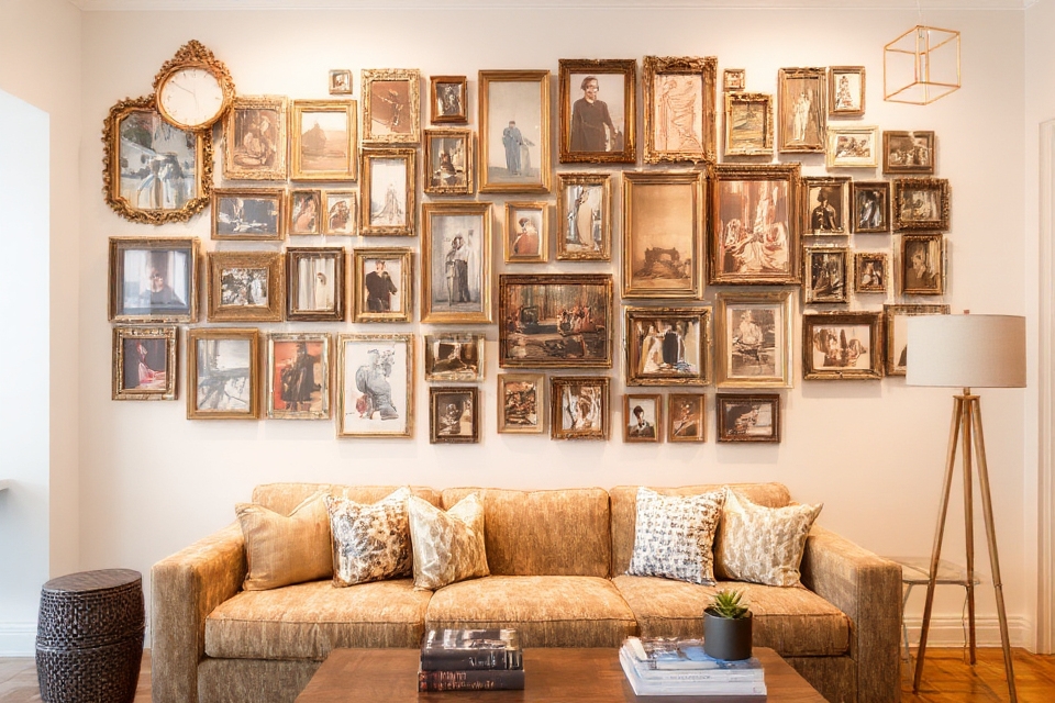 customize your gallery wall