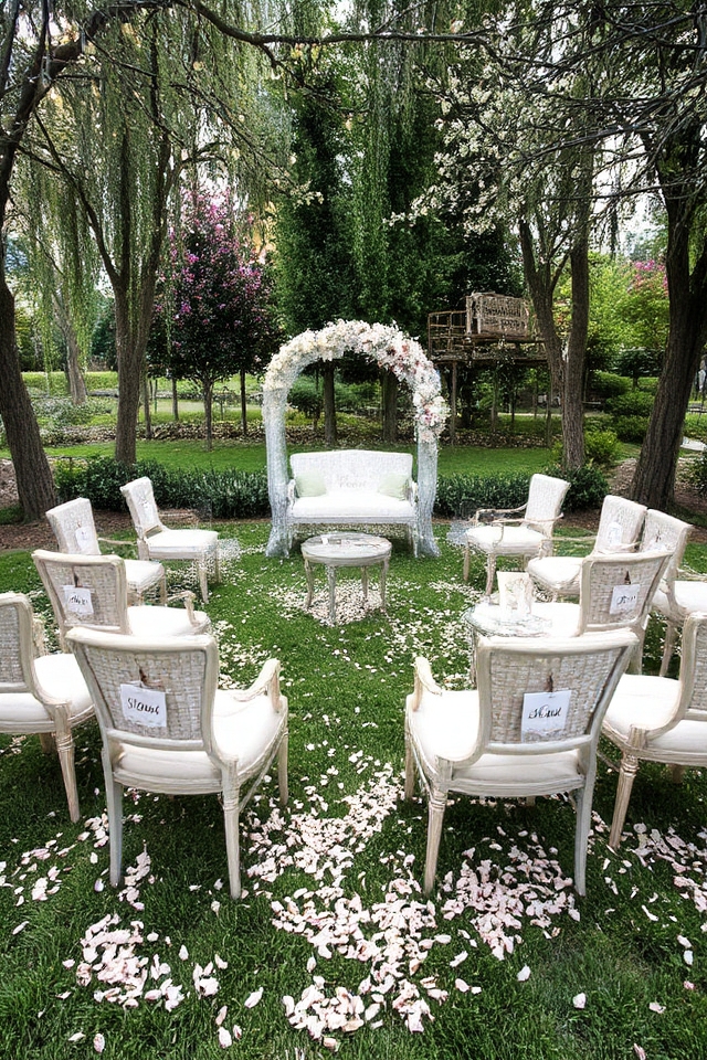 unique and personalized seating arrangements