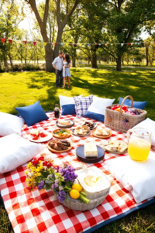 vibrant durable picnic blankets