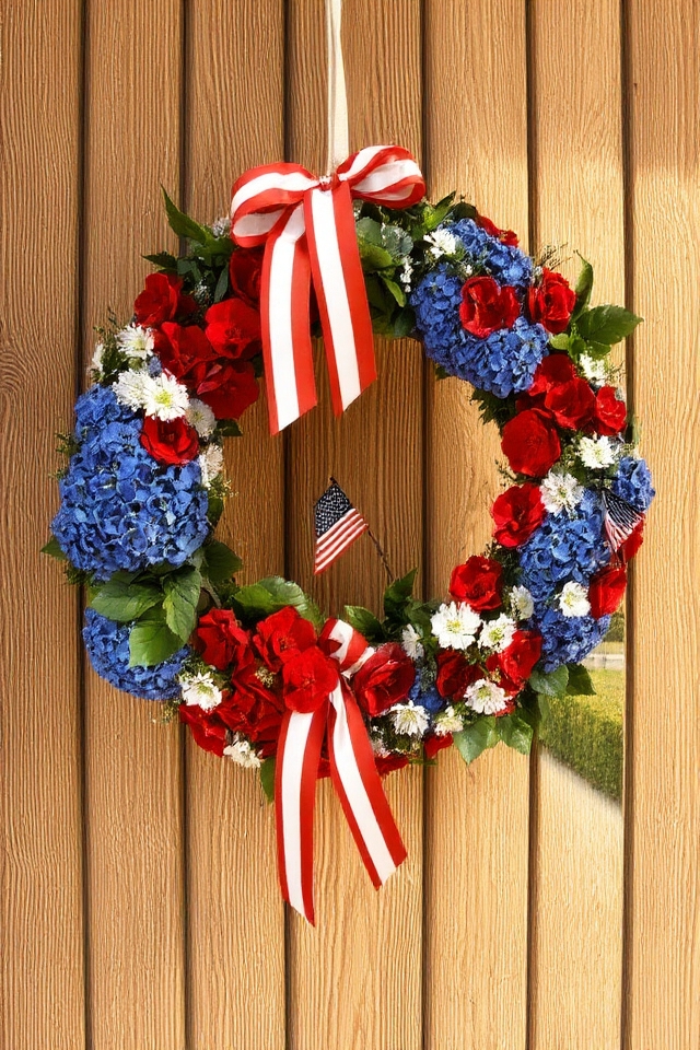 vibrant patriotic entry wreaths