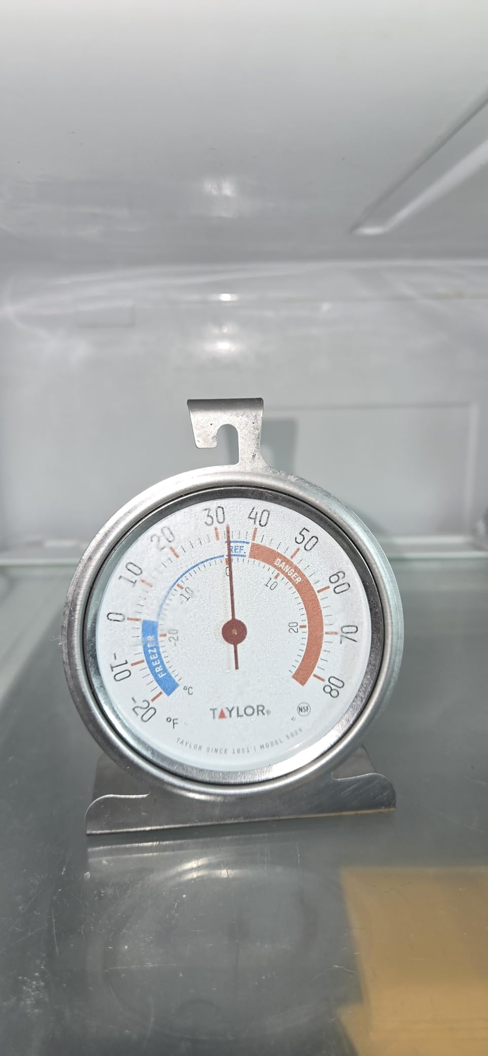 Taylor 5924 Large Dial Kitchen Refrigerator and Freezer Analog Thermometer, 3-Inch Dial, Easy to Read, Silver Finish, Accurate Temperature Monitoring customer photo 1