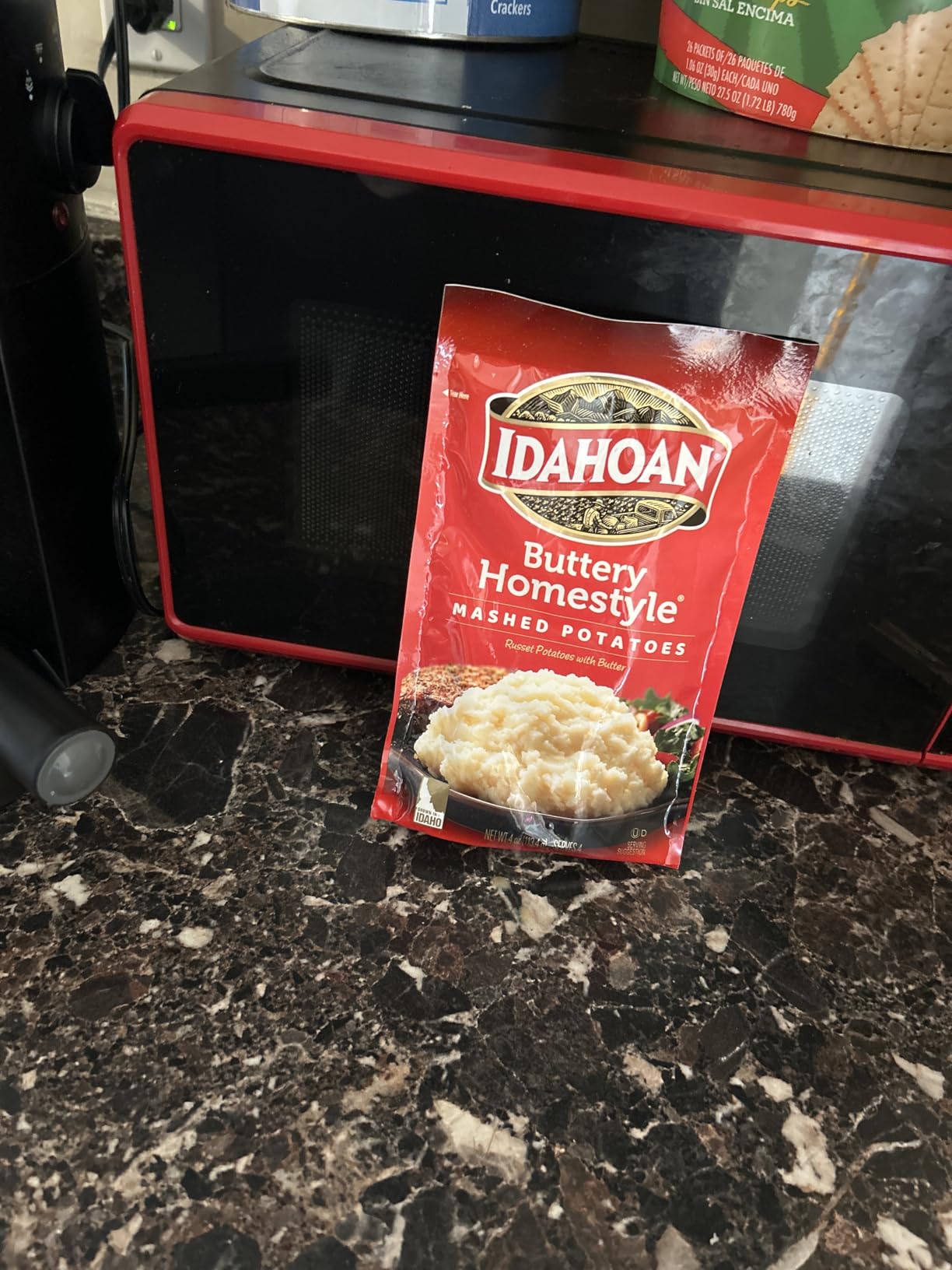 Idahoan Mashed Potatoes, Buttery Homestyle, 4 oz Customer Review Idahoan Mashed Potatoes, Buttery Homestyle, 4 oz - Customer Photo 1