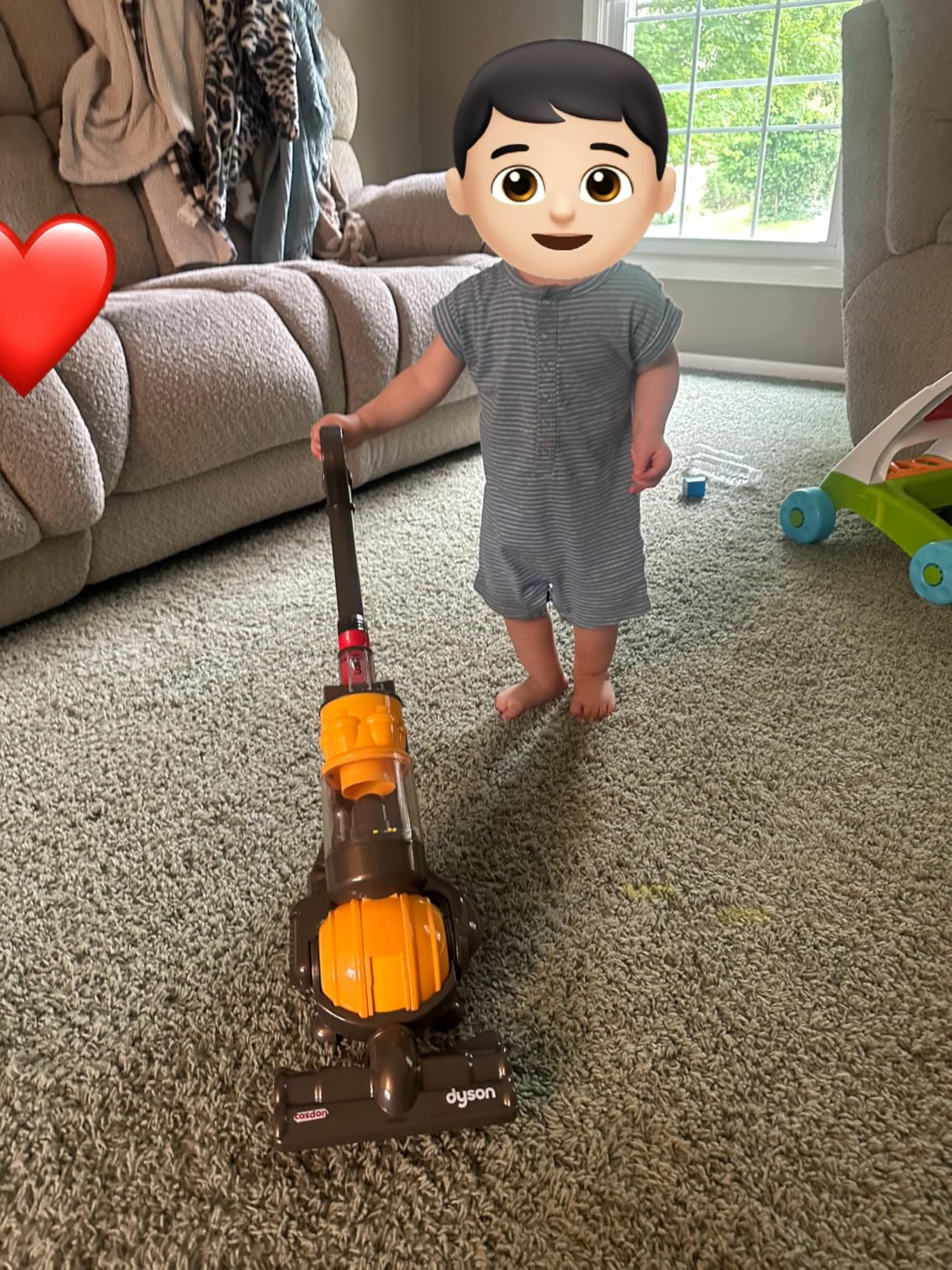 Casdon Dyson Ball / Miniature Dyson Ball Replica For Children Aged 3+ / With Twist and Turn Action For Realistic Role-Play Fun Customer Review Casdon Dyson Ball / Miniature Dyson Ball Replica For Children Aged 3+ / With Twist and Turn Action For Realistic Role-Play Fun - Customer Photo 1