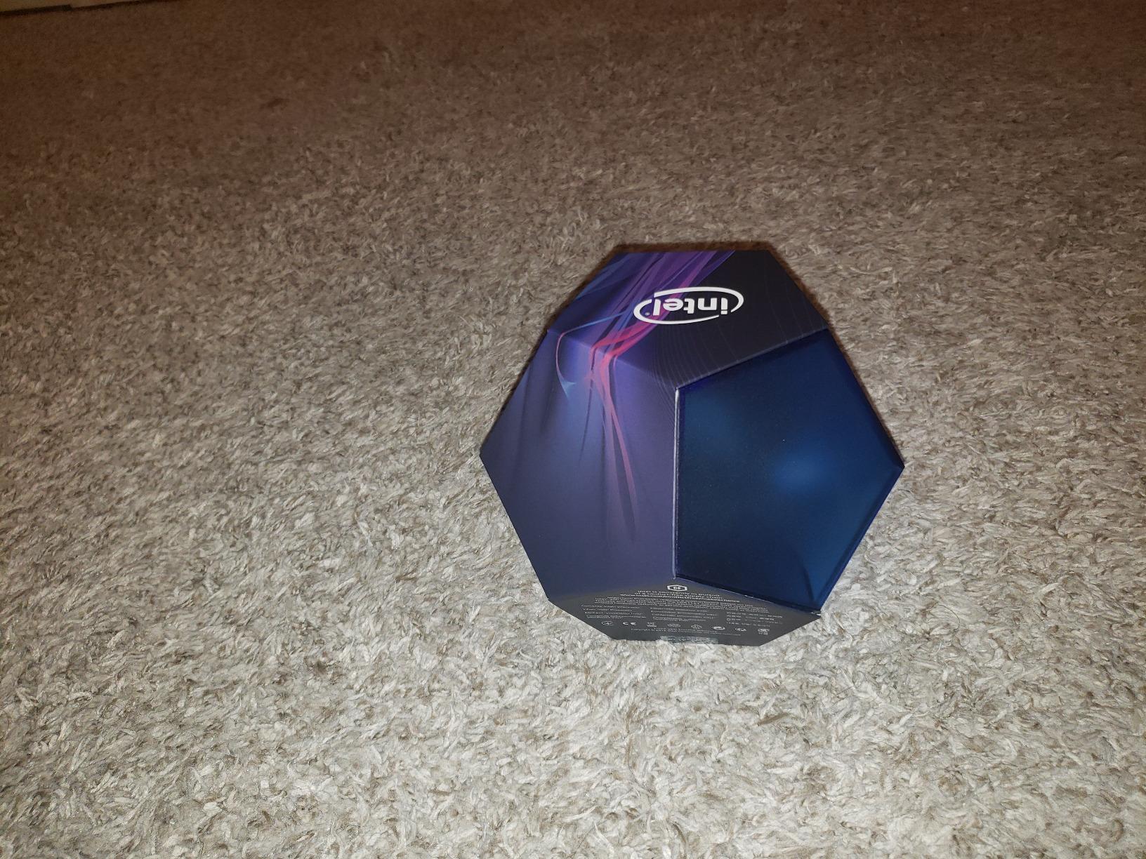 Intel Core i9-9900K Desktop Processor 8 Cores up to 5.0 GHz Turbo Unlocked LGA1151 300 Series 95W - Customer Photo 2