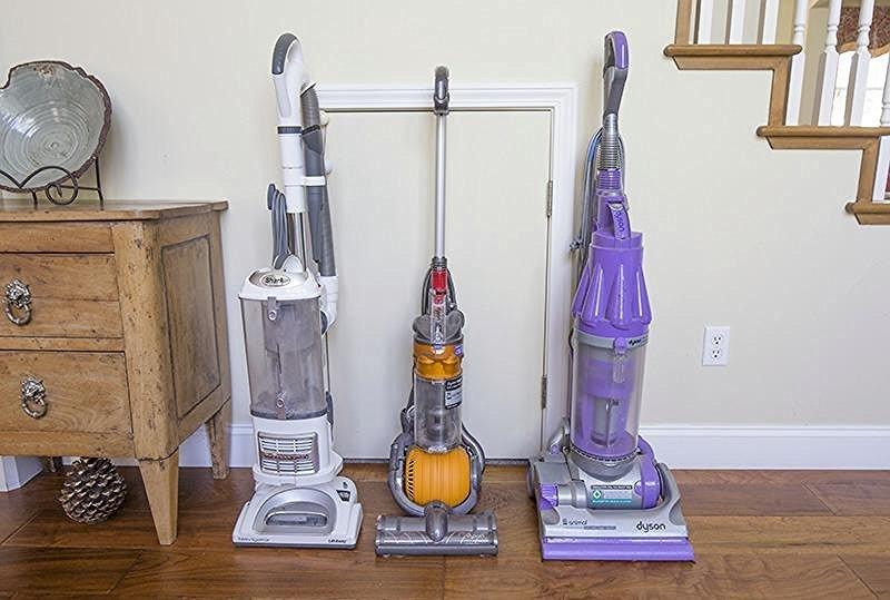 Shark | Upright Vacuum Cleaner | Navigator Lift-Away | Swivel Steering | HEPA Filter | Vacuum for Pet Hair | Crevice Tool & Dusting Brush Included | For Carpets & Hard Floors | White/Silver | NV356E Customer Review Shark | Upright Vacuum Cleaner | Navigator Lift-Away | Swivel Steering | HEPA Filter | Vacuum for Pet Hair | Crevice Tool & Dusting Brush Included | For Carpets & Hard Floors | White/Silver | NV356E - Customer Photo 1
