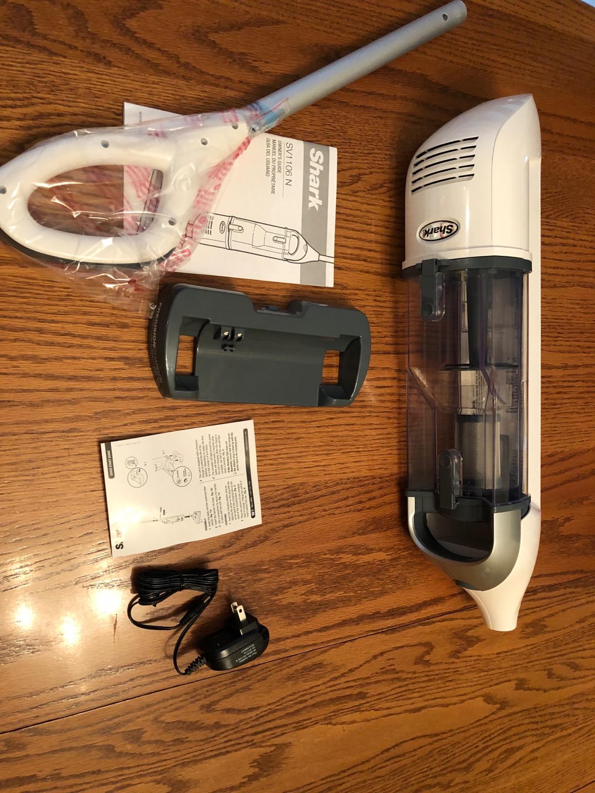 Shark SV1106 Navigator Freestyle Upright Bagless Cordless Stick Vacuum for Carpet, Hard Floor and Pet with XL Dust Cup and 2-Speed Brushroll, White/Grey Customer Review Shark SV1106 Navigator Freestyle Upright Bagless Cordless Stick Vacuum for Carpet, Hard Floor and Pet with XL Dust Cup and 2-Speed Brushroll, White/Grey - Customer Photo 3
