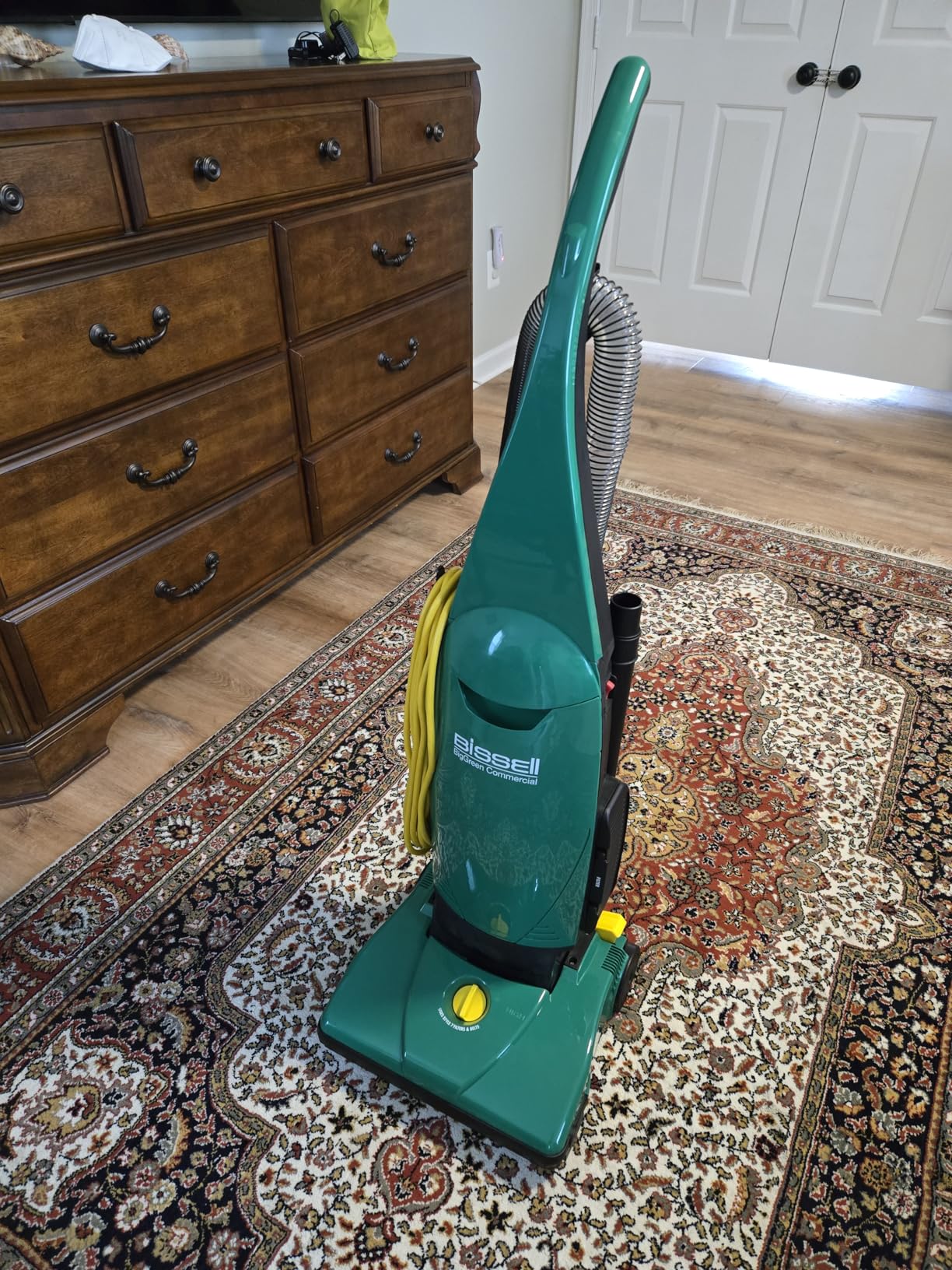 Bissell BigGreen Commercial PowerForce Bagged Lightweight, Upright, Industrial, Vacuum Cleaner, BGU1451T Customer Review Bissell BigGreen Commercial PowerForce Bagged Lightweight, Upright, Industrial, Vacuum Cleaner, BGU1451T - Customer Photo 2
