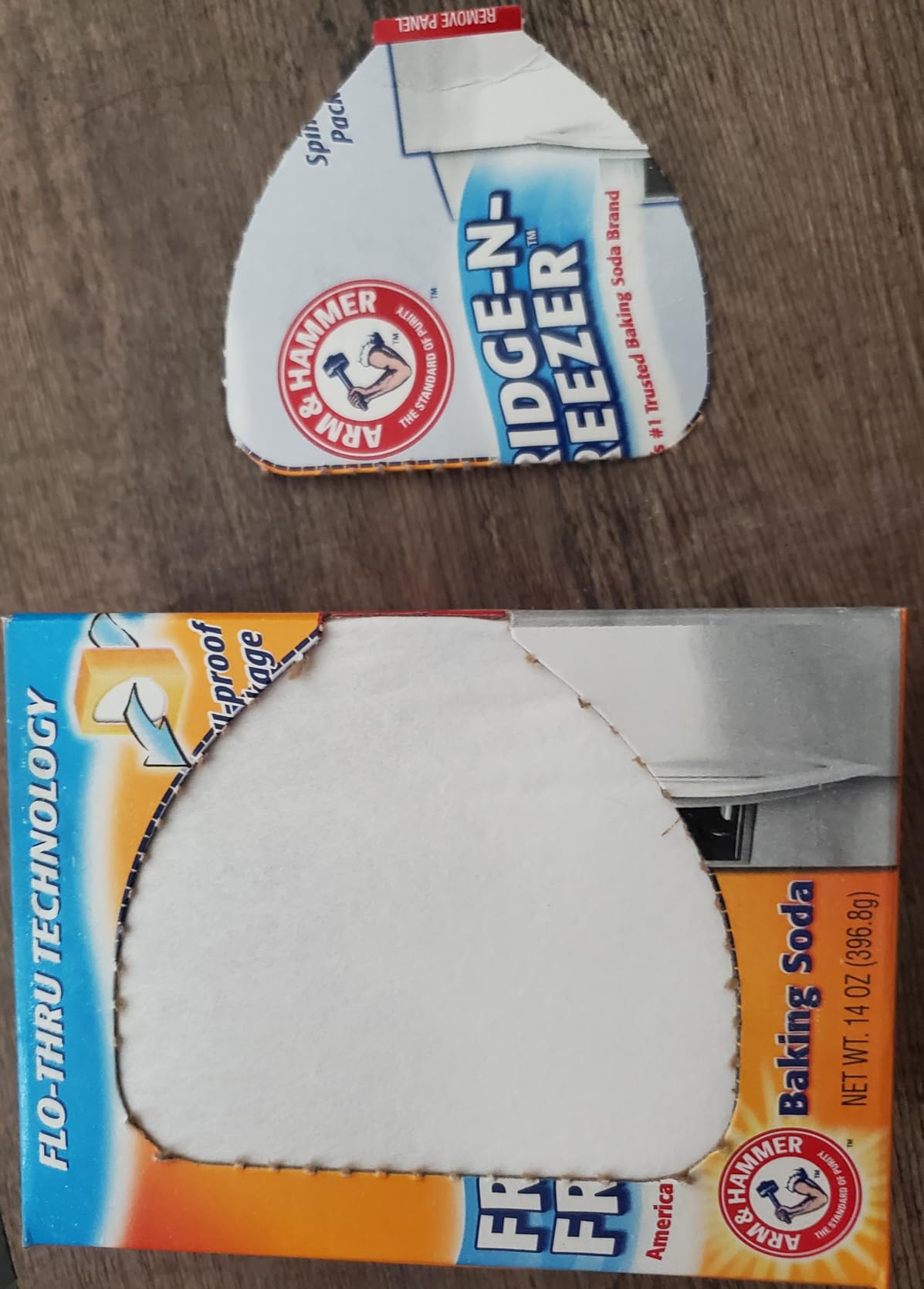 Arm & Hammer Baking Soda Fridge-n-Freezer Odor Absorber, Orange 14 oz, Pack of 12 - Customer Photo 1