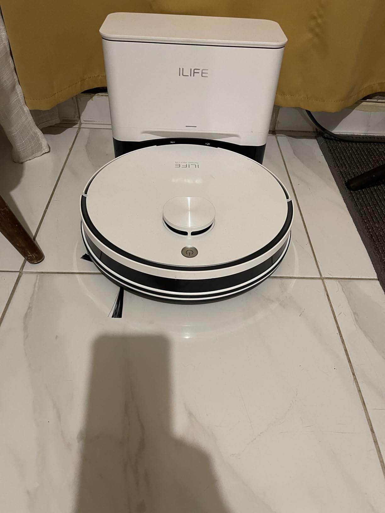 ILIFE V3s Pro Robot Vacuum Cleaner, Tangle-free Suction , Slim, Automatic Self-Charging Robotic Vacuum Cleaner, Daily Schedule Cleaning, Ideal For Pet Hair,Hard Floor and Low Pile Carpet,Pearl White Customer Review ILIFE V3s Pro Robot Vacuum Cleaner, Tangle-free Suction , Slim, Automatic Self-Charging Robotic Vacuum Cleaner, Daily Schedule Cleaning, Ideal For Pet Hair,Hard Floor and Low Pile Carpet,Pearl White - Customer Photo 1