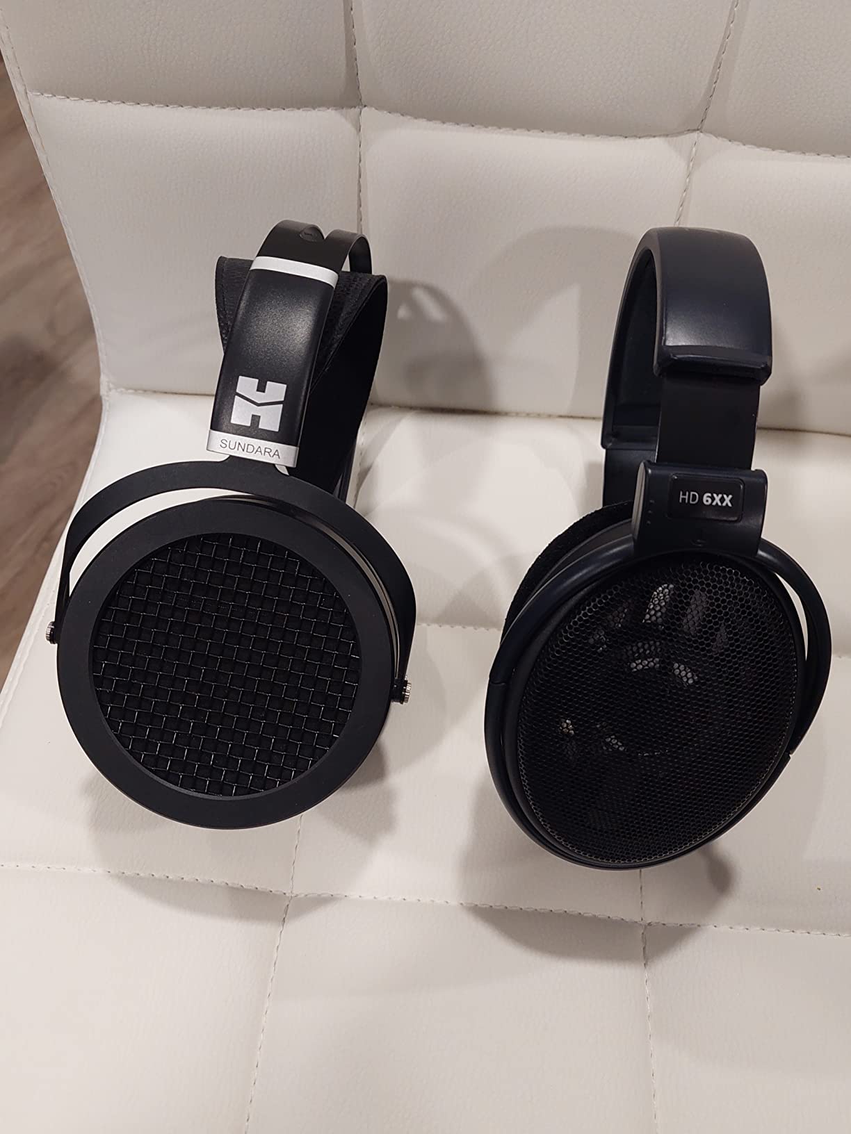 HIFIMAN SUNDARA Over-Ear Full-Size Planar Magnetic HiFi Stereo Wired Headphones for Studio&Audiophiles (Black) - Customer Photo 2