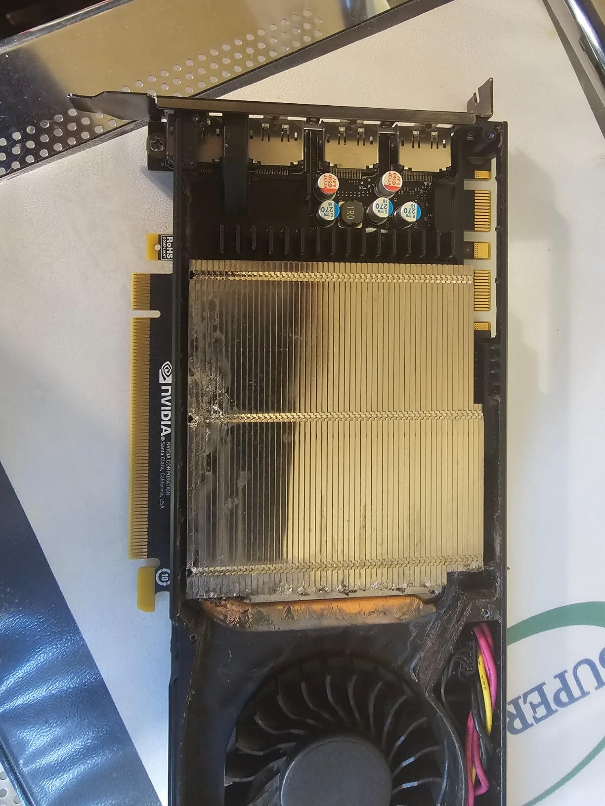 PNY TECHNOLOGIES Nvidia Quadro P4000 - The World'S Most Powerful Single Slot Professional Graphics Card (VCQP4000-BLK) - Customer Photo 1