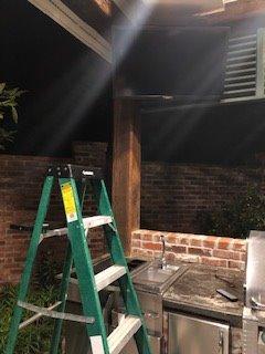 SunBrite SE 43-inch Partial Sun Outdoor TV | 4K Ultra HD LED Weatherproof Television - Includes Speaker bar (SB-SE-43-4K-BL) - Customer Photo 3