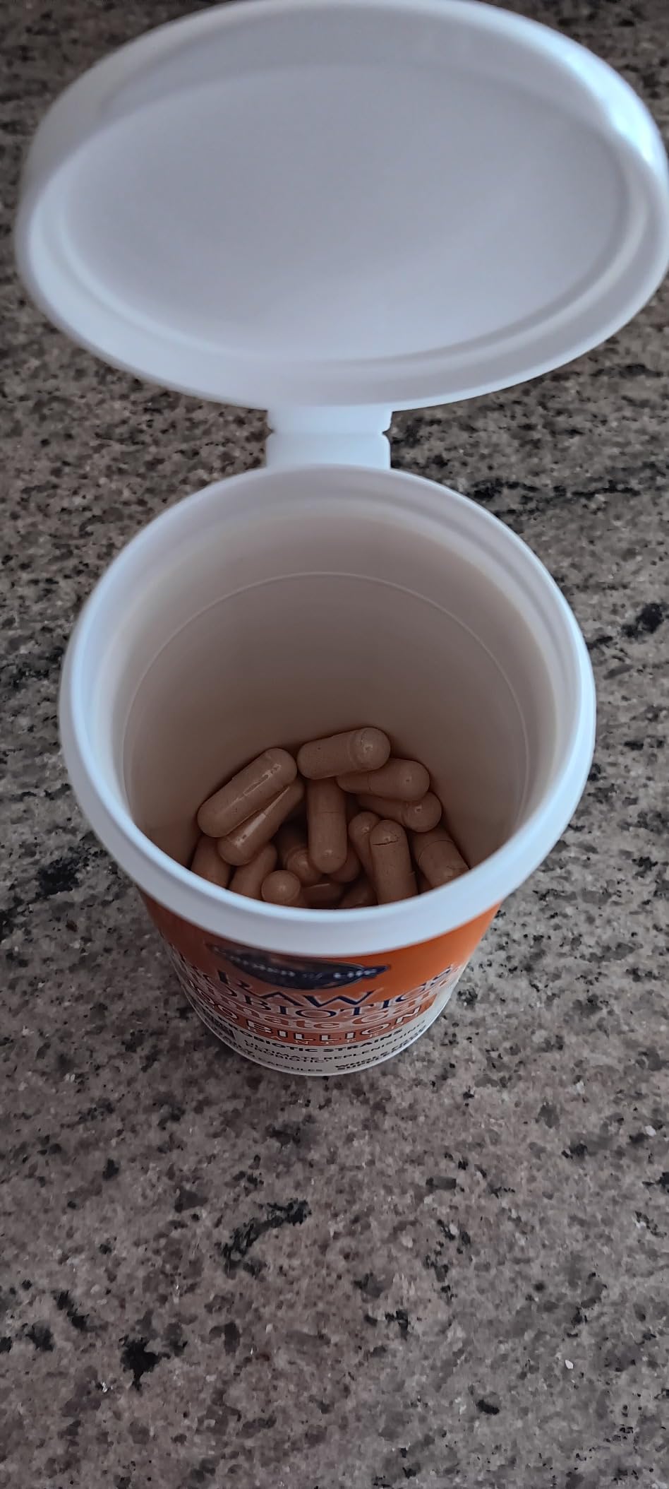 Garden of Life Raw Probiotics for Women and Men with Digestive Enzymes, 100 Billion CFU, Clinically Studied Strains, Shelf Stable, 30 Capsules - Customer Photo 2