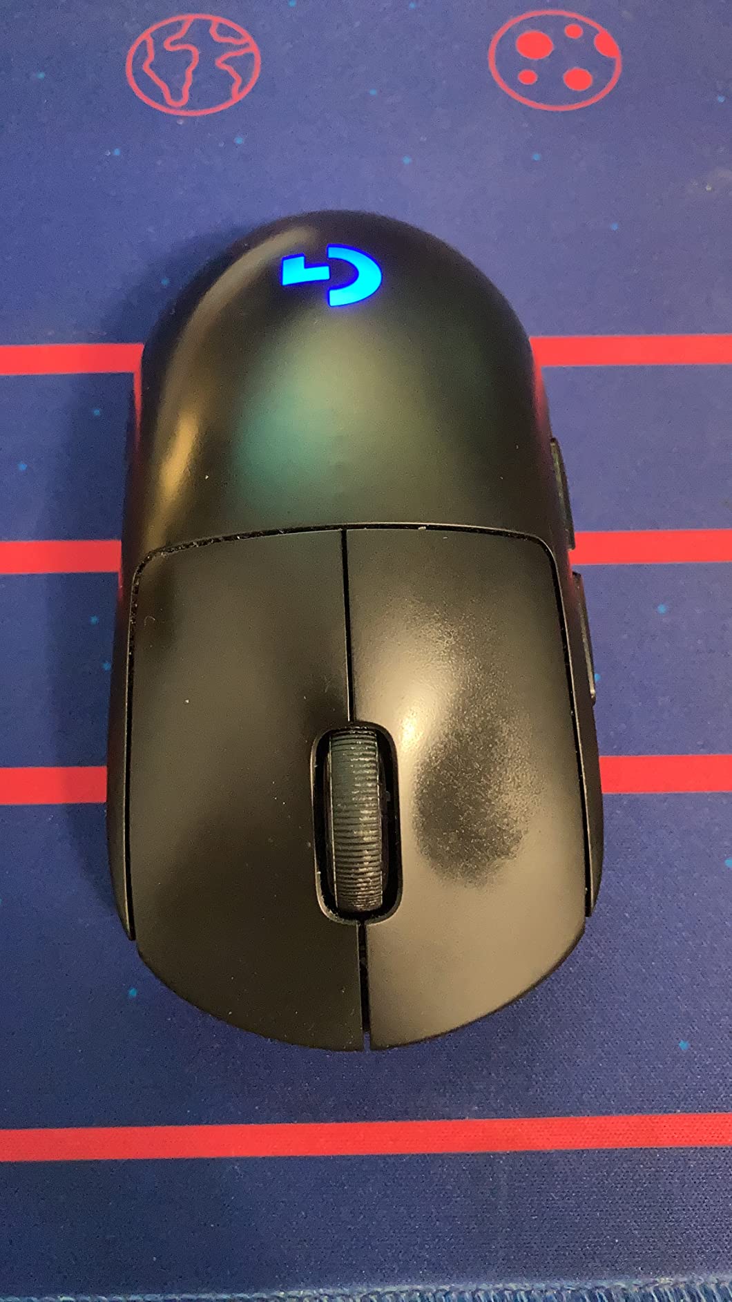 Logitech G Pro Wireless Gaming Mouse with Esports Grade Performance Customer Review Logitech G Pro Wireless Gaming Mouse with Esports Grade Performance - Customer Photo 1