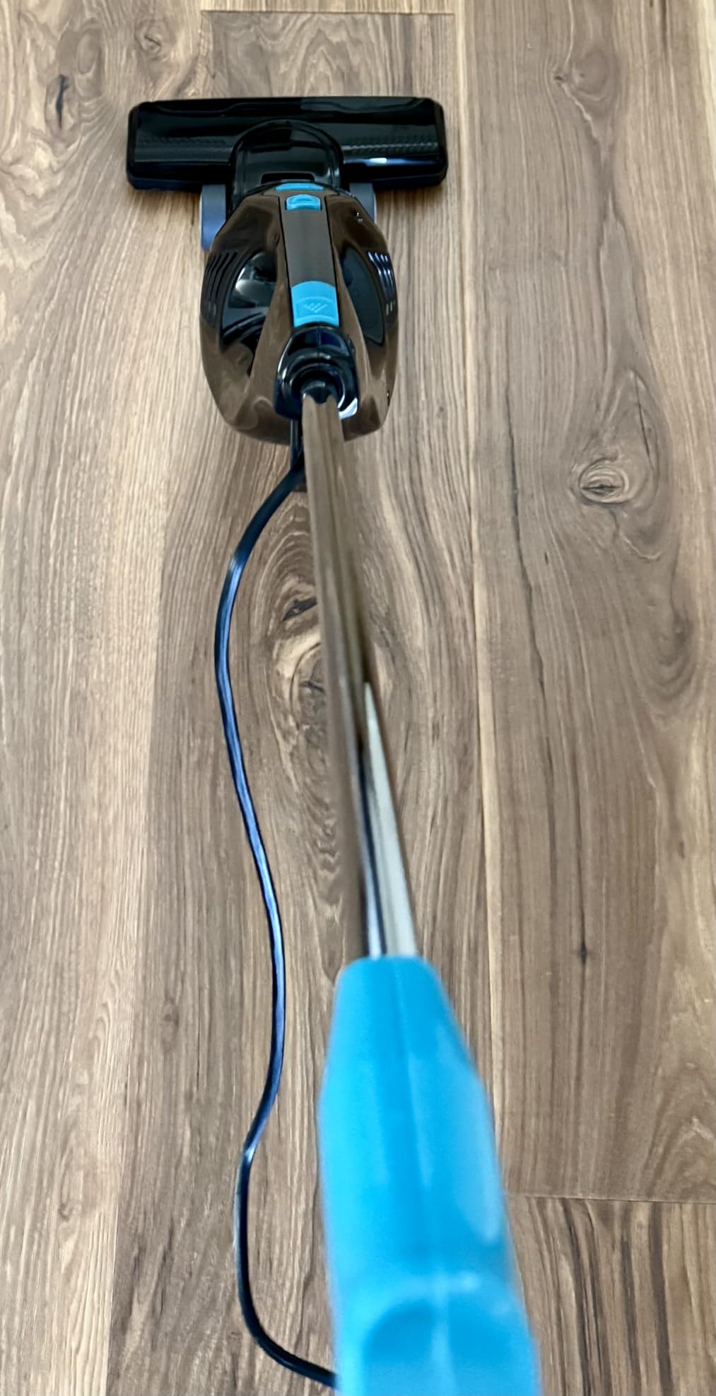 Eureka NES215A Blaze 3-in-1 Swivel Handheld & Stick Vacuum Cleaner, Blue Customer Review Eureka NES215A Blaze 3-in-1 Swivel Handheld & Stick Vacuum Cleaner, Blue - Customer Photo 1
