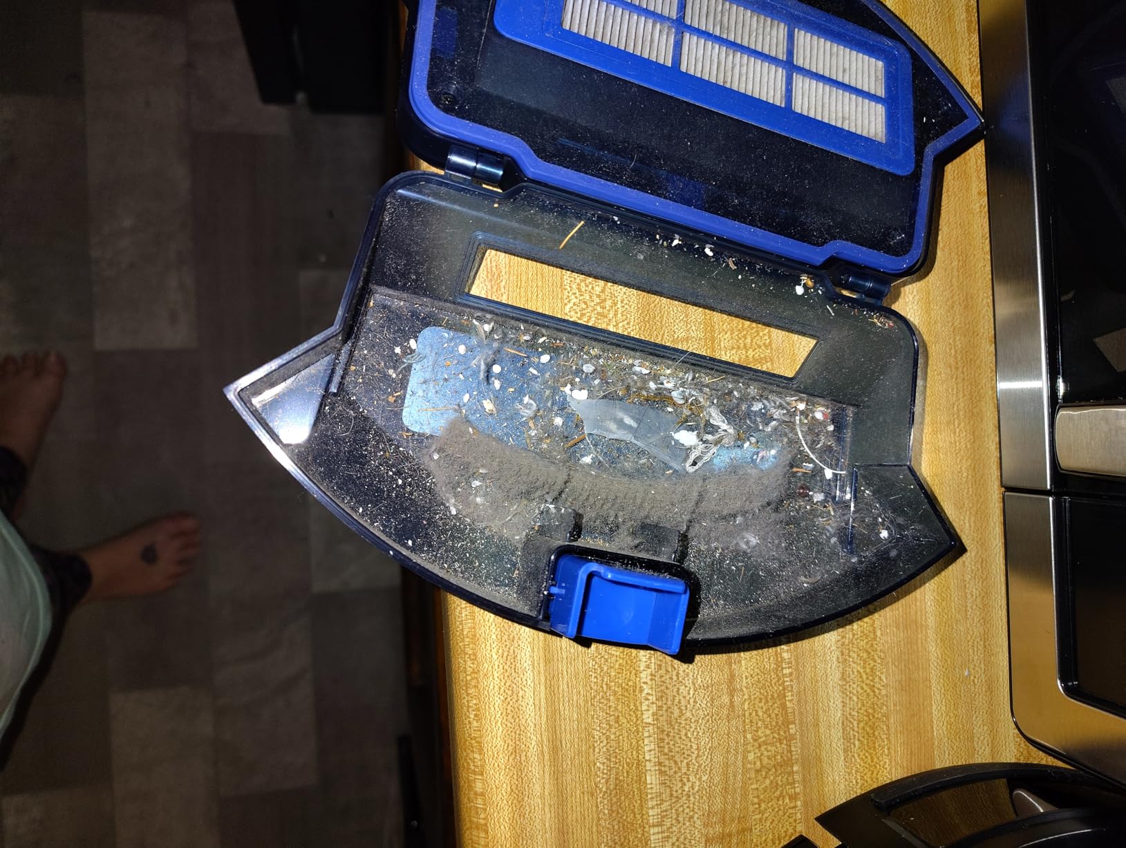 eufy Robot Vacuum 11S MAX, Super Thin, Powerful Suction, Quiet, Self-Charging Robotic Vacuum Cleaner, Cleans Hard Floors to Medium-Pile Carpets, Black Customer Review eufy Robot Vacuum 11S MAX, Super Thin, Powerful Suction, Quiet, Self-Charging Robotic Vacuum Cleaner, Cleans Hard Floors to Medium-Pile Carpets, Black - Customer Photo 1