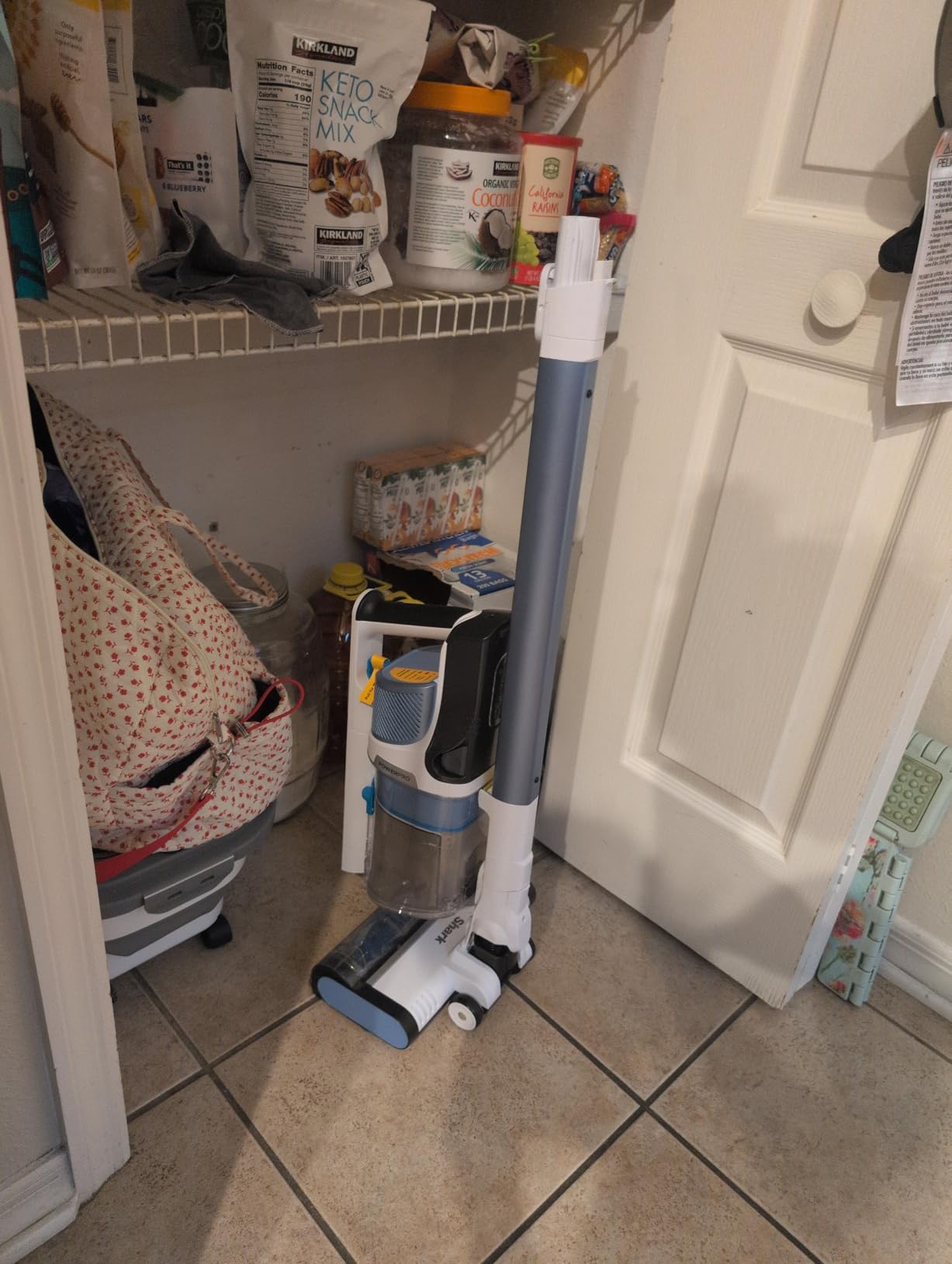 Shark Pet Cordless Vacuum Cleaner, LED Headlights, Removable Handheld Vacuum for Pet Hair, Crevice Tool & Pet Multi-Tool Included, 40min Runtime, For Carpet & Hard Floors, Grey, IX141 - Customer Photo 1