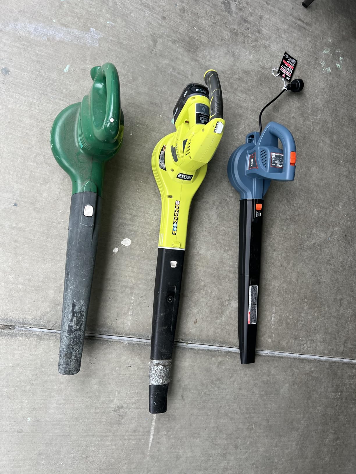 SENIX 12 AMP Leaf Blower, 3-in-1 Handheld Electric Leaf Blower, Vacuum, and Mulcher, 420 CFM, 179 MPH Airflow,Corded Blowers with Reusable Collection Bag (BLVE12-M) - Customer Photo 2