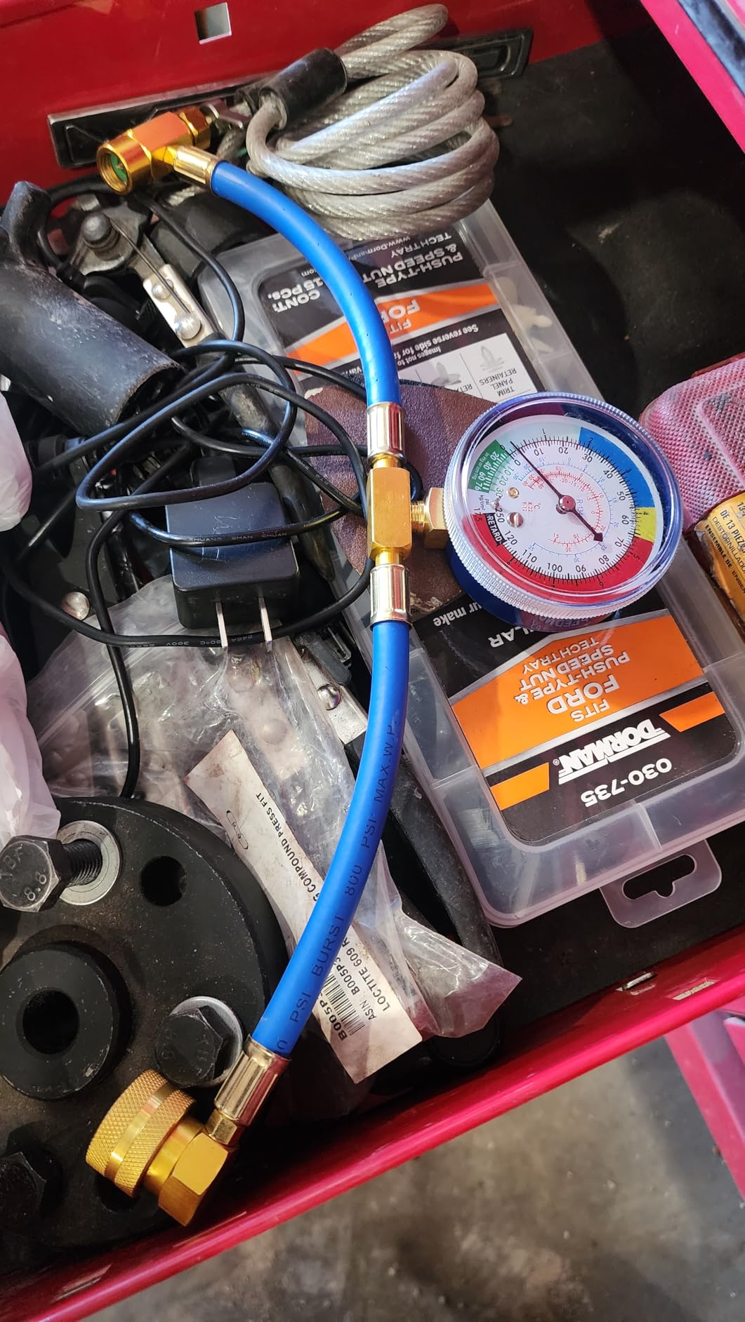 AC Charge Hose with Gauge, R134A Car AC Refrigerant Recharge Hose Kit, Come with R134A Piercing Can Tap 1/2 AC Charge Hose with Gauge, R134A Car AC Refrigerant Recharge Hose Kit, Come with R134A Piercing Can Tap 1/2