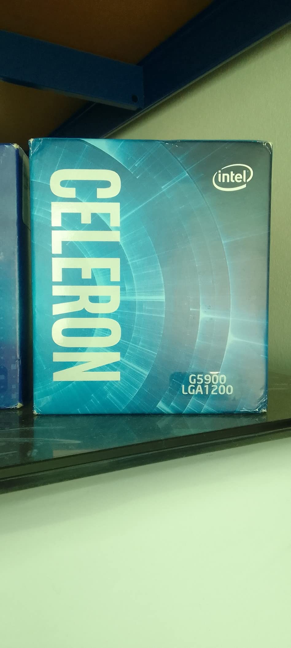 Intel® Celeron G-5900 Desktop Processor 2 Cores 3.4 GHz LGA1200 (Intel® 400 Series chipset) 58W Customer Review Intel® Celeron G-5900 Desktop Processor 2 Cores 3.4 GHz LGA1200 (Intel® 400 Series chipset) 58W - Customer Photo 1