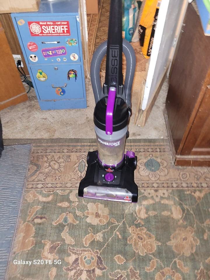 Bissell 2191U PowerForce Helix Bagless Upright Vacuum Customer Review Bissell 2191U PowerForce Helix Bagless Upright Vacuum - Customer Photo 1