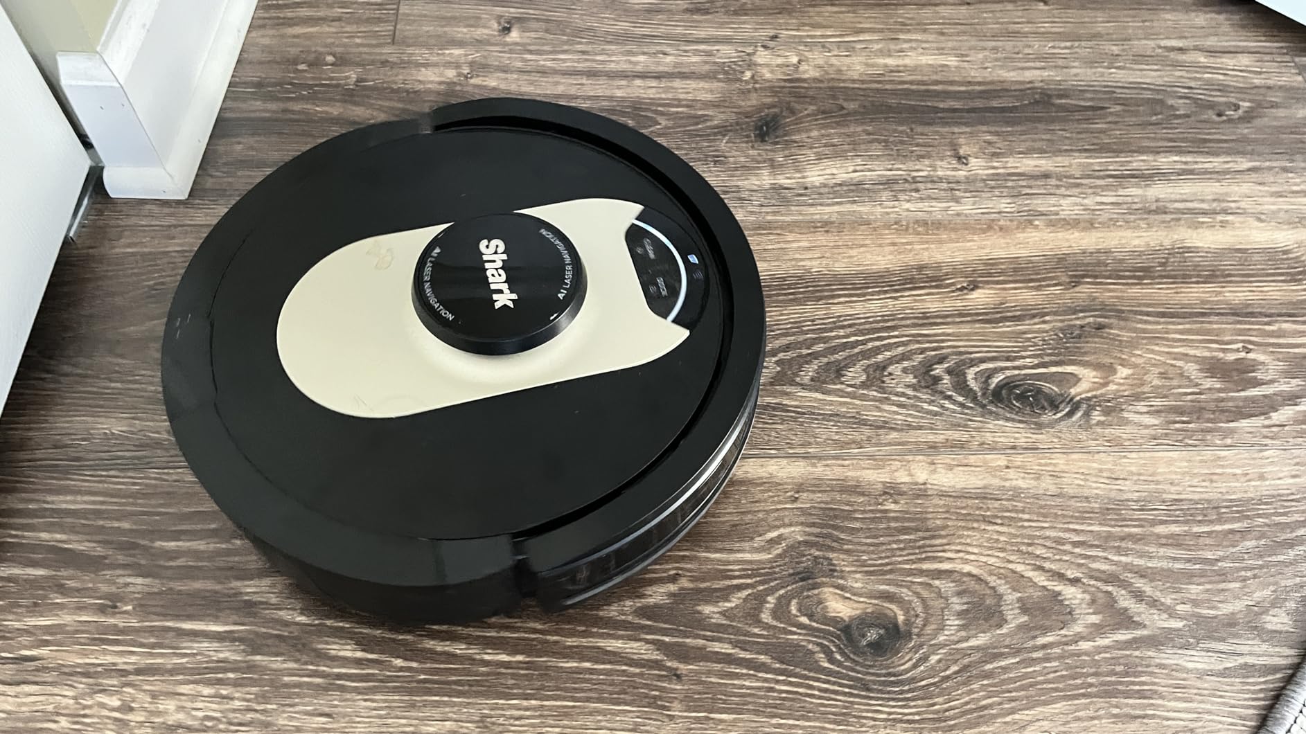 Shark AV2501AE AI Robot Vacuum with XL HEPA Self-Empty Base, Bagless, 60-Day Capacity, LIDAR Navigation, Perfect for Pet Hair, Compatible with Alexa, Wi-Fi Connected, Carpet & Hard Floor, Black Customer Review Shark AV2501AE AI Robot Vacuum with XL HEPA Self-Empty Base, Bagless, 60-Day Capacity, LIDAR Navigation, Perfect for Pet Hair, Compatible with Alexa, Wi-Fi Connected, Carpet & Hard Floor, Black - Customer Photo 2