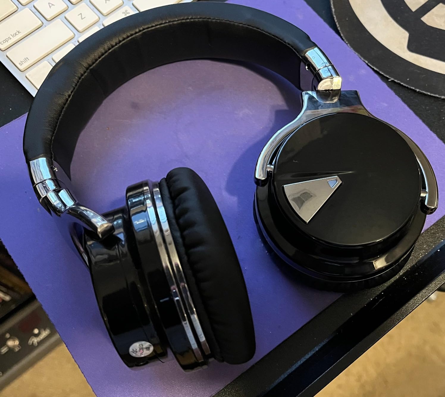 Million Sold 10 Years Classic E7 Active Noise Cancelling Headphones with Upgraded Noise Cancellation, Bluetooth Headphones Wireless with HD Sound Vivid Deep Bass, for Home Office Travel Birthday Gift Customer Review Million Sold 10 Years Classic E7 Active Noise Cancelling Headphones with Upgraded Noise Cancellation, Bluetooth Headphones Wireless with HD Sound Vivid Deep Bass, for Home Office Travel Birthday Gift - Customer Photo 2