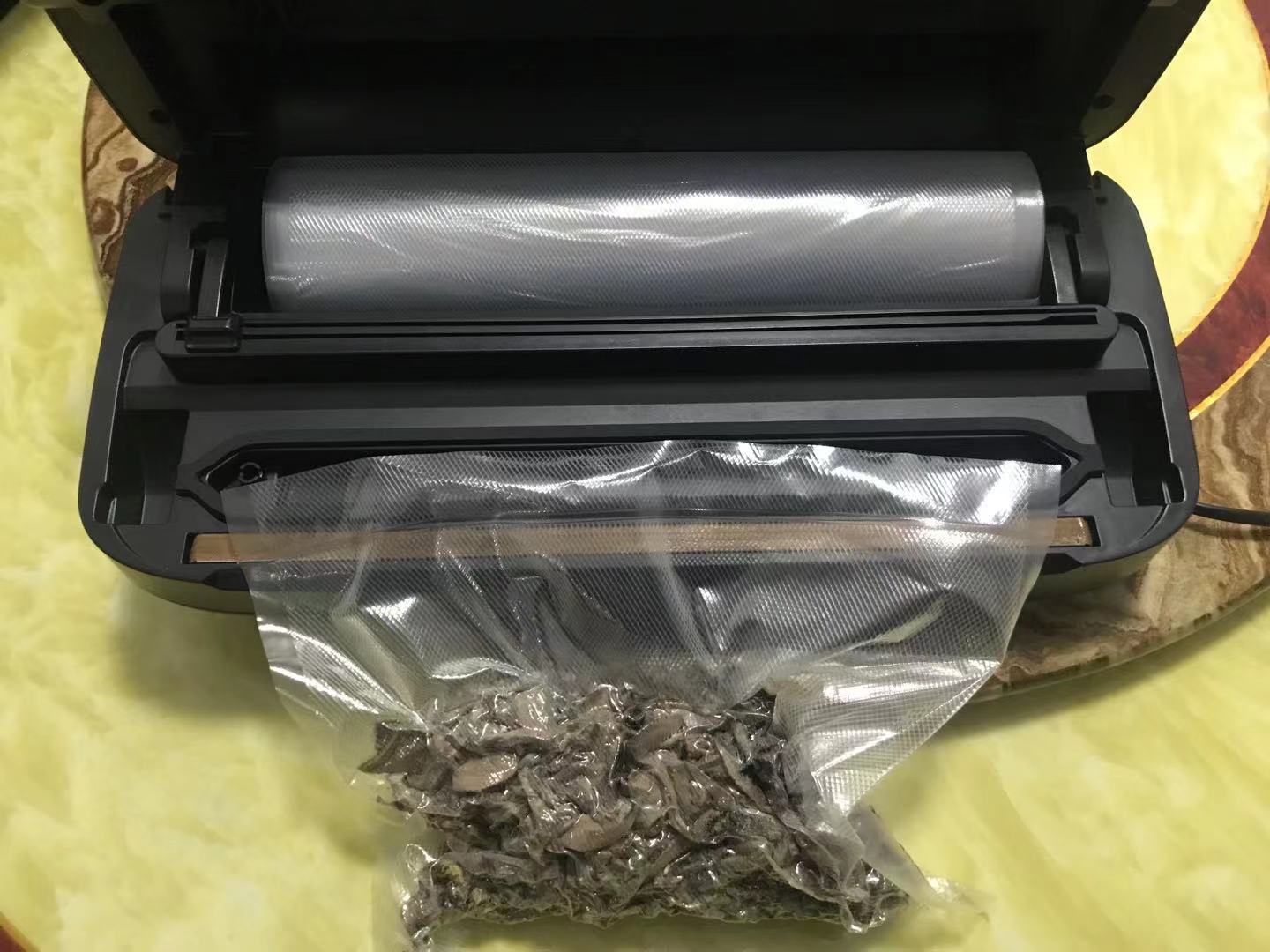 SEATAO Vacuum Sealer Machine - Customer Photo 1