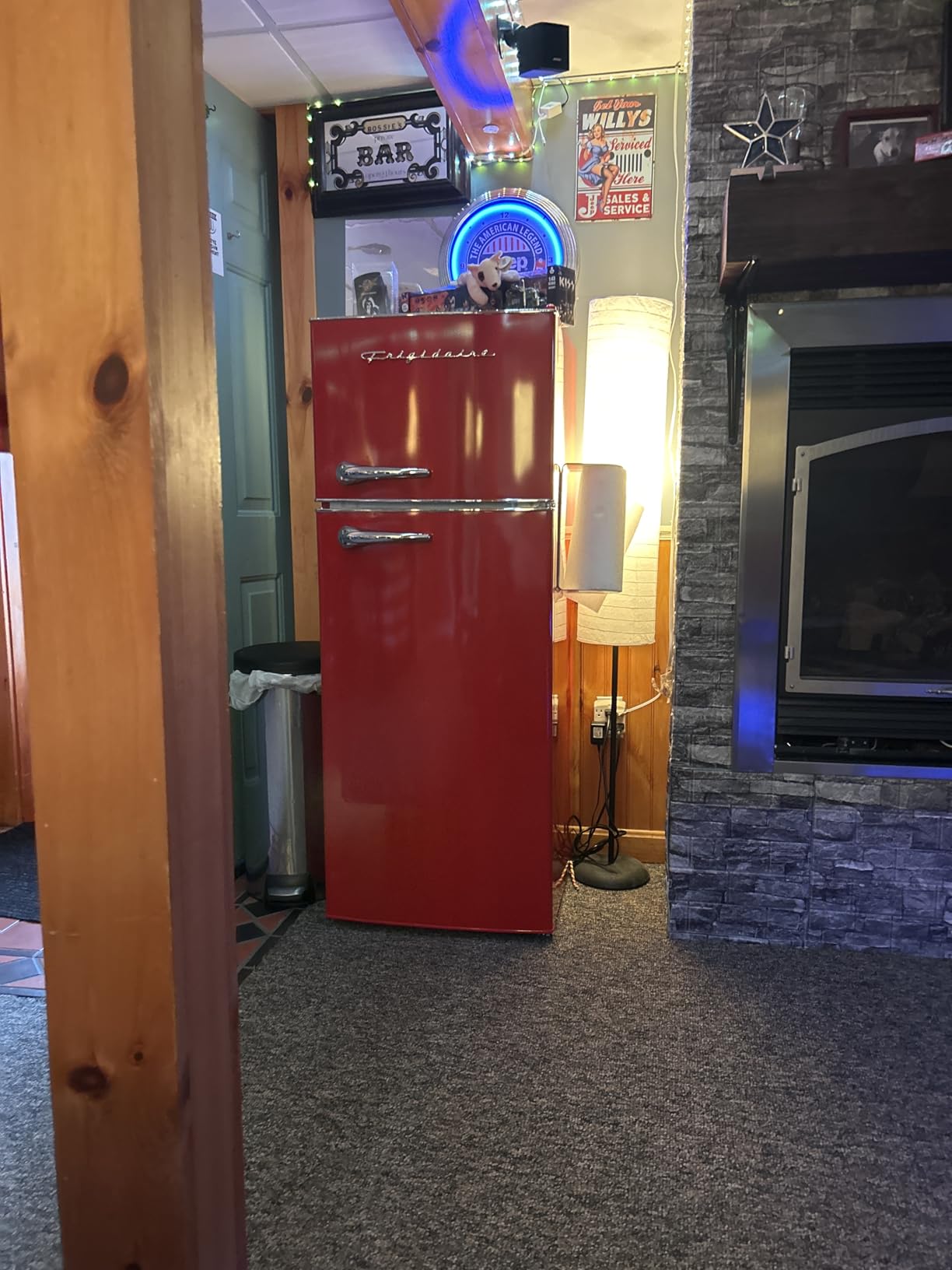 EFR786 Retro Apartment Size Refrigerator with Top Freezer - 2 Door Fridge with 7.5 Cu Ft of Storage Capacity, Adjustable Spill-Proof Shelves, Door & Crisper Bins, Black - Customer Photo 1