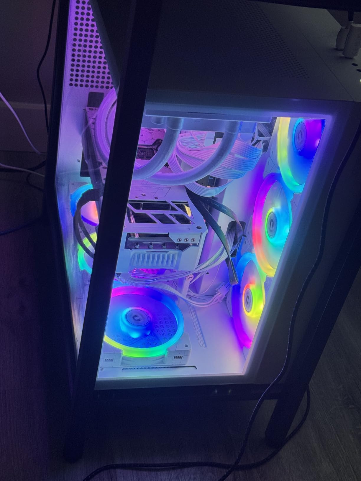 Intel Core i9-12900KF Gaming Desktop Processor 16 (8P+8E) Cores up to 5.2 GHz Unlocked LGA1700 600 Series Chipset 125W - Customer Photo 1