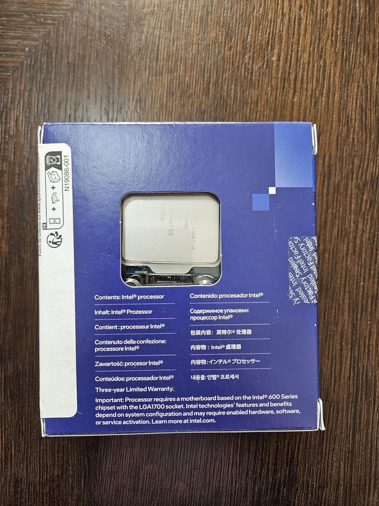 Intel Core i9-12900K Gaming Desktop Processor with Integrated Graphics and 16 (8P+8E) Cores up to 5.2 GHz Unlocked LGA1700 600 Series Chipset 125W - Customer Photo 3