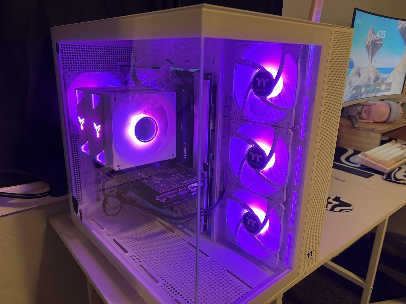 Intel Core i7-12700KF Desktop Processor 12 (8P+4E) Cores up to 5.0 GHz Unlocked LGA1700 600 Series Chipset 125W - Customer Photo 3
