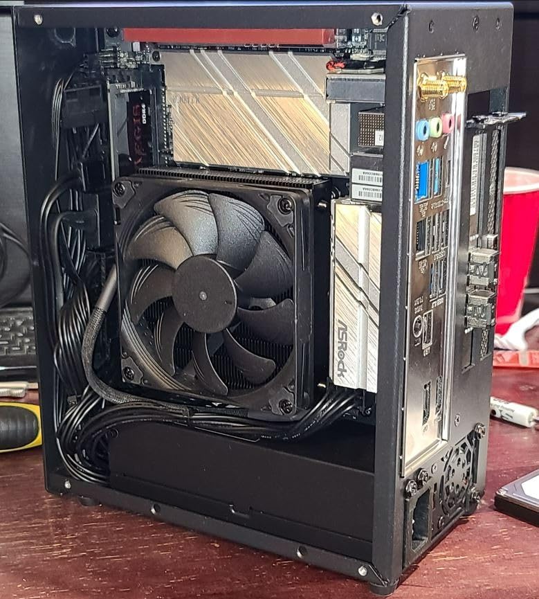 Noctua NH-L9i-17xx chromax.Black, Premium Low-Profile CPU Cooler for Intel LGA1700 and LGA1851 (Black) Customer Review Noctua NH-L9i-17xx chromax.Black, Premium Low-Profile CPU Cooler for Intel LGA1700 and LGA1851 (Black) - Customer Photo 1