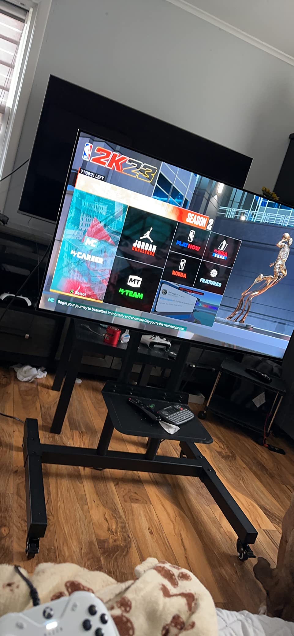 Rfiver Mobile TV Cart Rolling TV Stand for 32-83 Inch Screens up to 110lbs, Portable TV Stand on Wheels with Height Adjustable Shelf, Outdoor TV Stands Mount for Home Office MAX VESA 600x400mm, Black Customer Review Rfiver Mobile TV Cart Rolling TV Stand for 32-83 Inch Screens up to 110lbs, Portable TV Stand on Wheels with Height Adjustable Shelf, Outdoor TV Stands Mount for Home Office MAX VESA 600x400mm, Black - Customer Photo 2