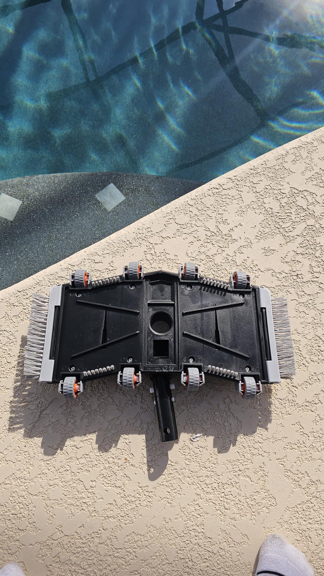 Sepetrel Heavy Duty Pool Vacuum Head with Wheels & Aluminum Handle, Professional Weighted Flexible Vacuum Head Customer Review Sepetrel Heavy Duty Pool Vacuum Head with Wheels & Aluminum Handle, Professional Weighted Flexible Vacuum Head - Customer Photo 2