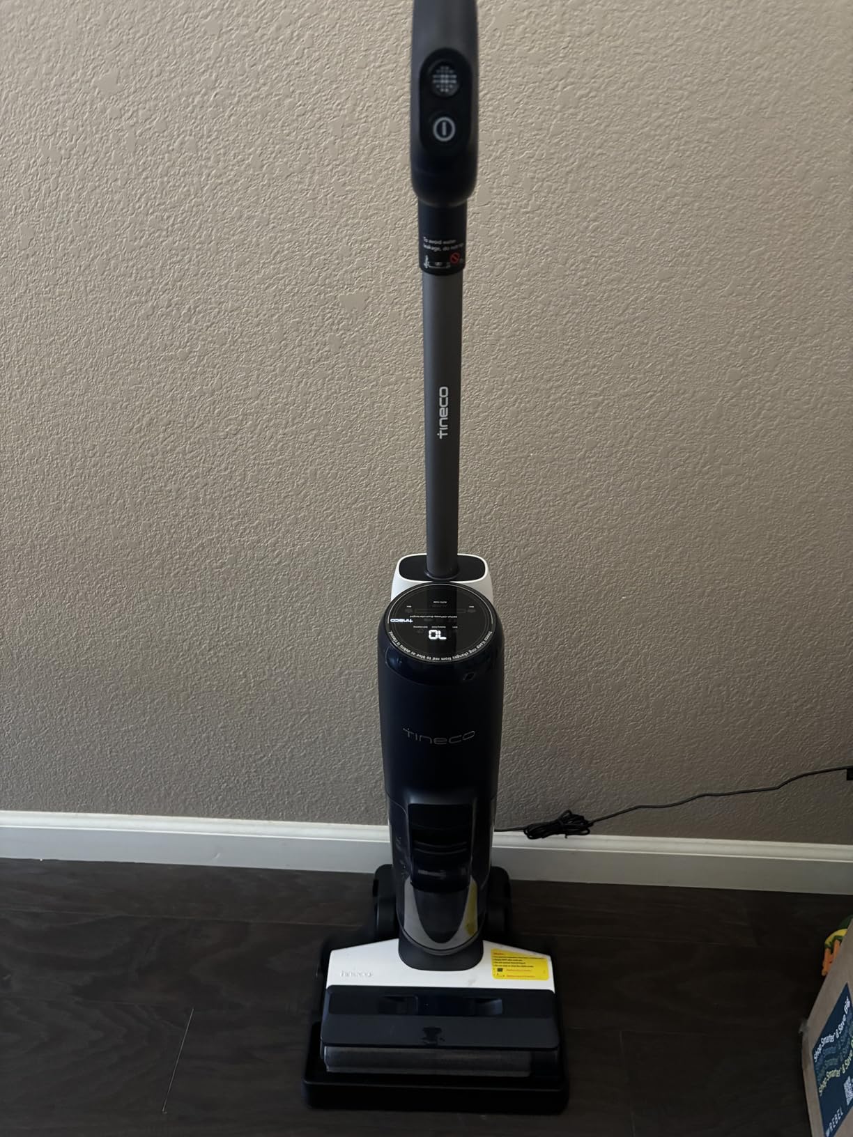 Tineco Floor ONE S5 Smart Cordless Wet Dry Vacuum Cleaner and Mop for Hard Floors, Digital Display, Long Run Time, Great for Sticky Messes and Pet Hair, Space-Saving Design, Blue Customer Review Tineco Floor ONE S5 Smart Cordless Wet Dry Vacuum Cleaner and Mop for Hard Floors, Digital Display, Long Run Time, Great for Sticky Messes and Pet Hair, Space-Saving Design, Blue - Customer Photo 2