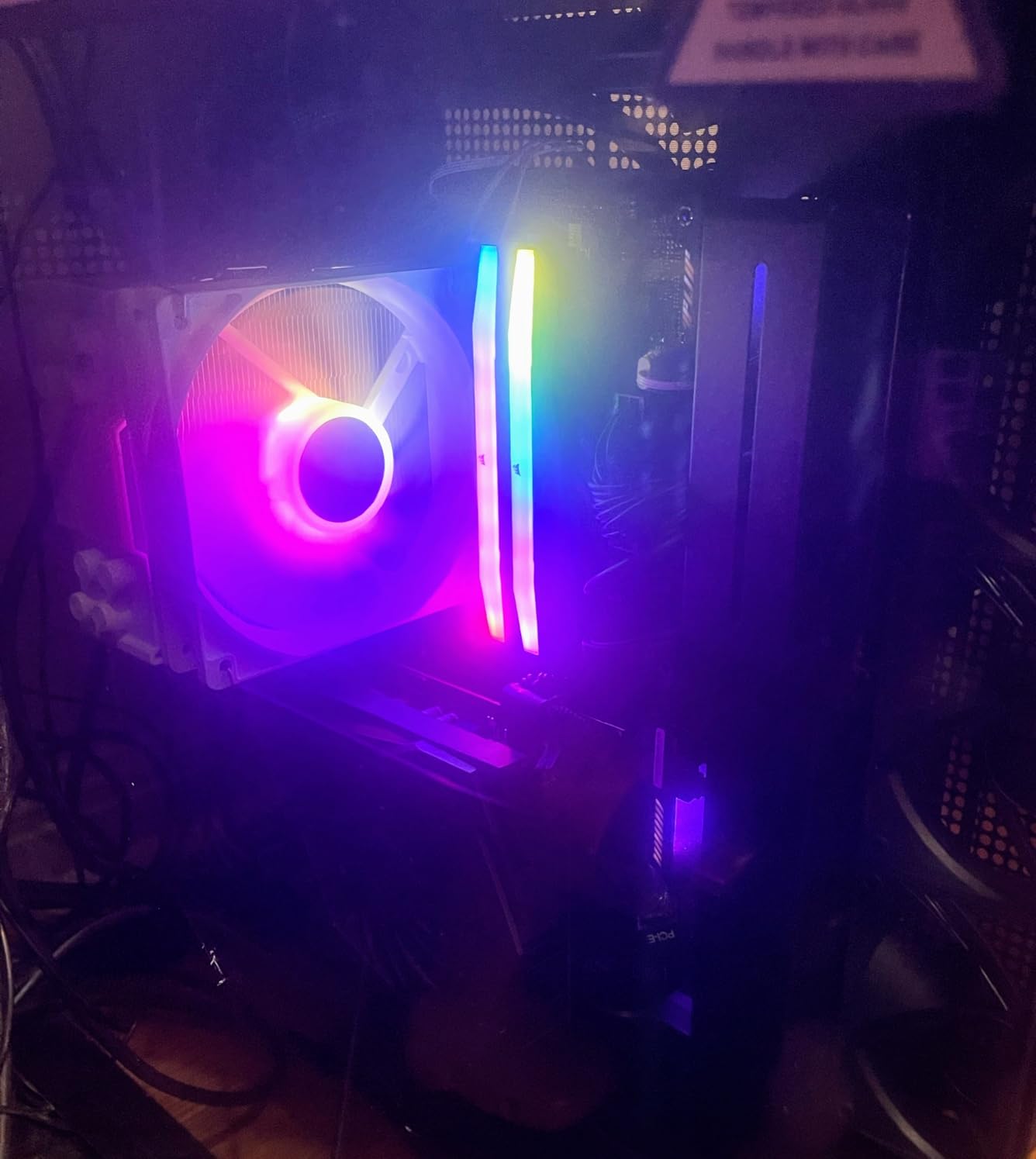 ID-COOLING SE-214-XT ARGB White CPU Cooler 4 Heatpipes CPU Air Cooler ARGB Light Sync with Motherboard(5V 3-PIN Connector) CPU Fan for Intel/AMD, LGA 1700 Compatible for Desktop - Customer Photo 1