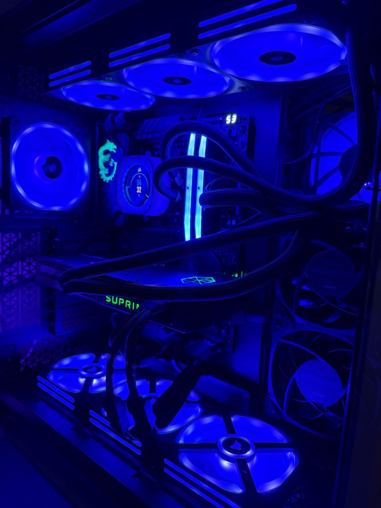 MSI GeForce RTX 4090 SUPRIM X 24G Customer Review MSI GeForce RTX 4090 SUPRIM X 24G - Customer Photo 2