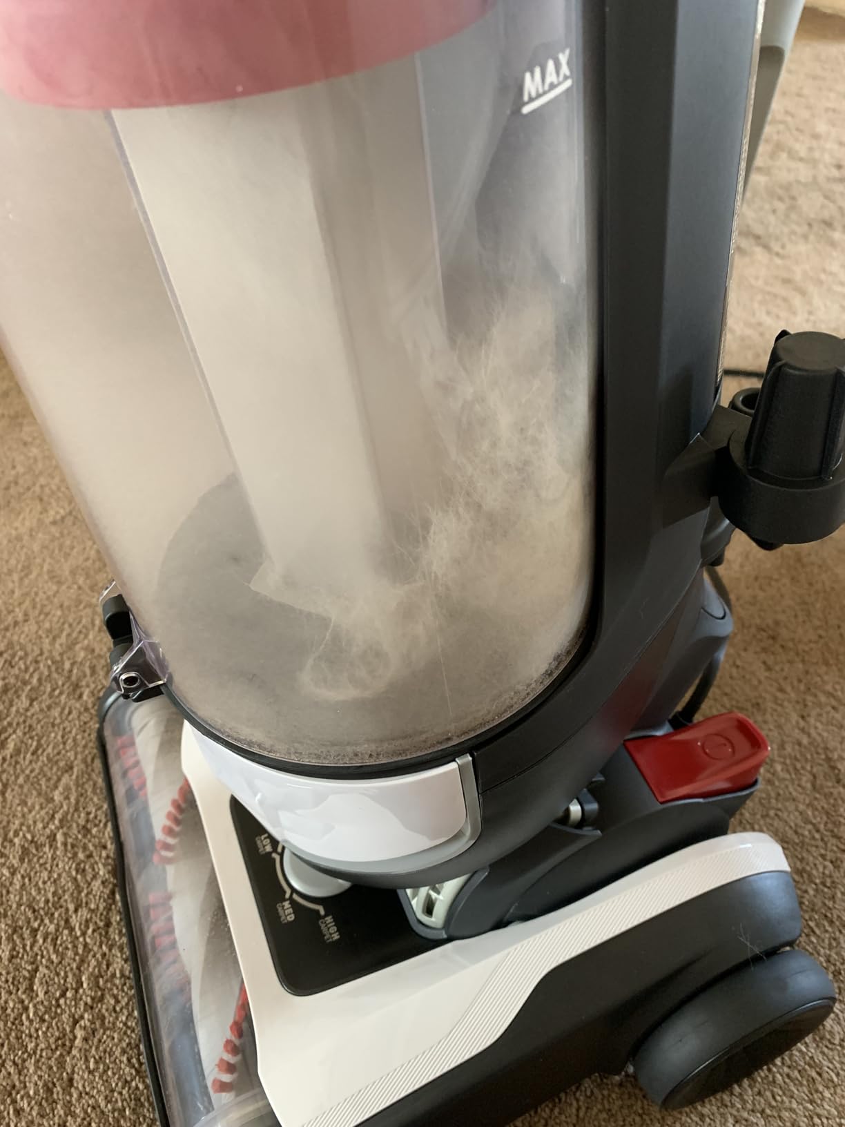 Hoover MAXLife Elite Swivel Vacuum Cleaner, Bagless Upright Vacuum, HEPA Media Filtration, MAXLife System, WindTunnel Technology, Corded Vacuum Cleaners for Home Use Customer Review Hoover MAXLife Elite Swivel Vacuum Cleaner, Bagless Upright Vacuum, HEPA Media Filtration, MAXLife System, WindTunnel Technology, Corded Vacuum Cleaners for Home Use - Customer Photo 1