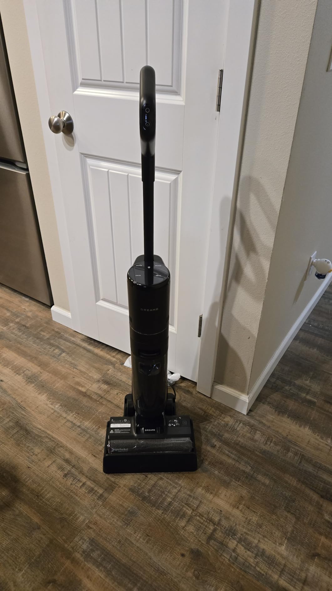 DREAME H12 PRO Vacuum Mop, Wet Dry Vacuum Cleaner for Hard Floor, Vacuum and Mop at The Same Time for Wet & Dry Messes, Auto Self-Cleaning, Edge to Edge Cleaning with Hot Air Drying Customer Review DREAME H12 PRO Vacuum Mop, Wet Dry Vacuum Cleaner for Hard Floor, Vacuum and Mop at The Same Time for Wet & Dry Messes, Auto Self-Cleaning, Edge to Edge Cleaning with Hot Air Drying - Customer Photo 2