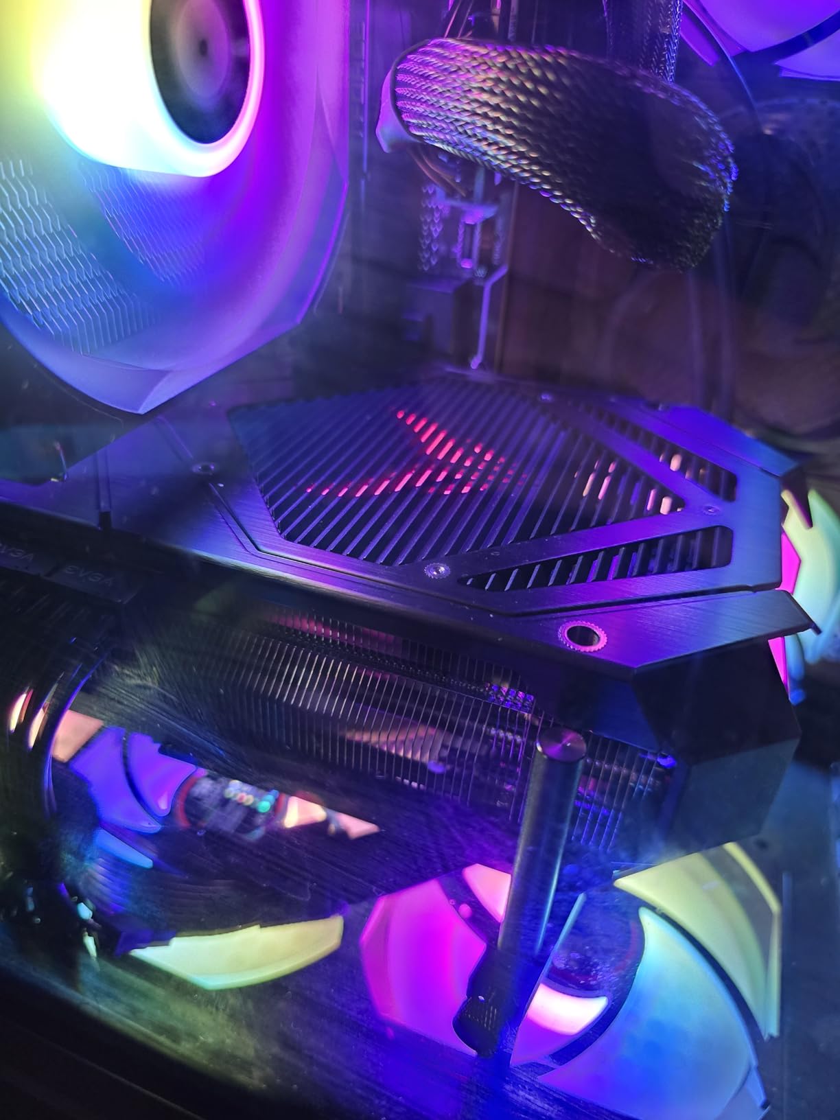PowerColor Hellhound AMD Radeon RX 7900 XTX Graphics Card - Customer Photo 1