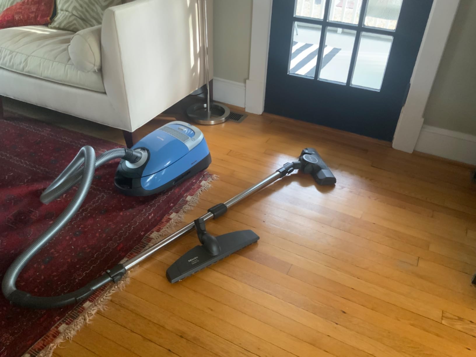 Miele Complete C2 Hardfloor Bagged Canister Vacuum Cleaner with High Suction Power, Designed for Special Care of Hard Floors and Low-Pile Carpet, in Tech Blue - Customer Photo 1