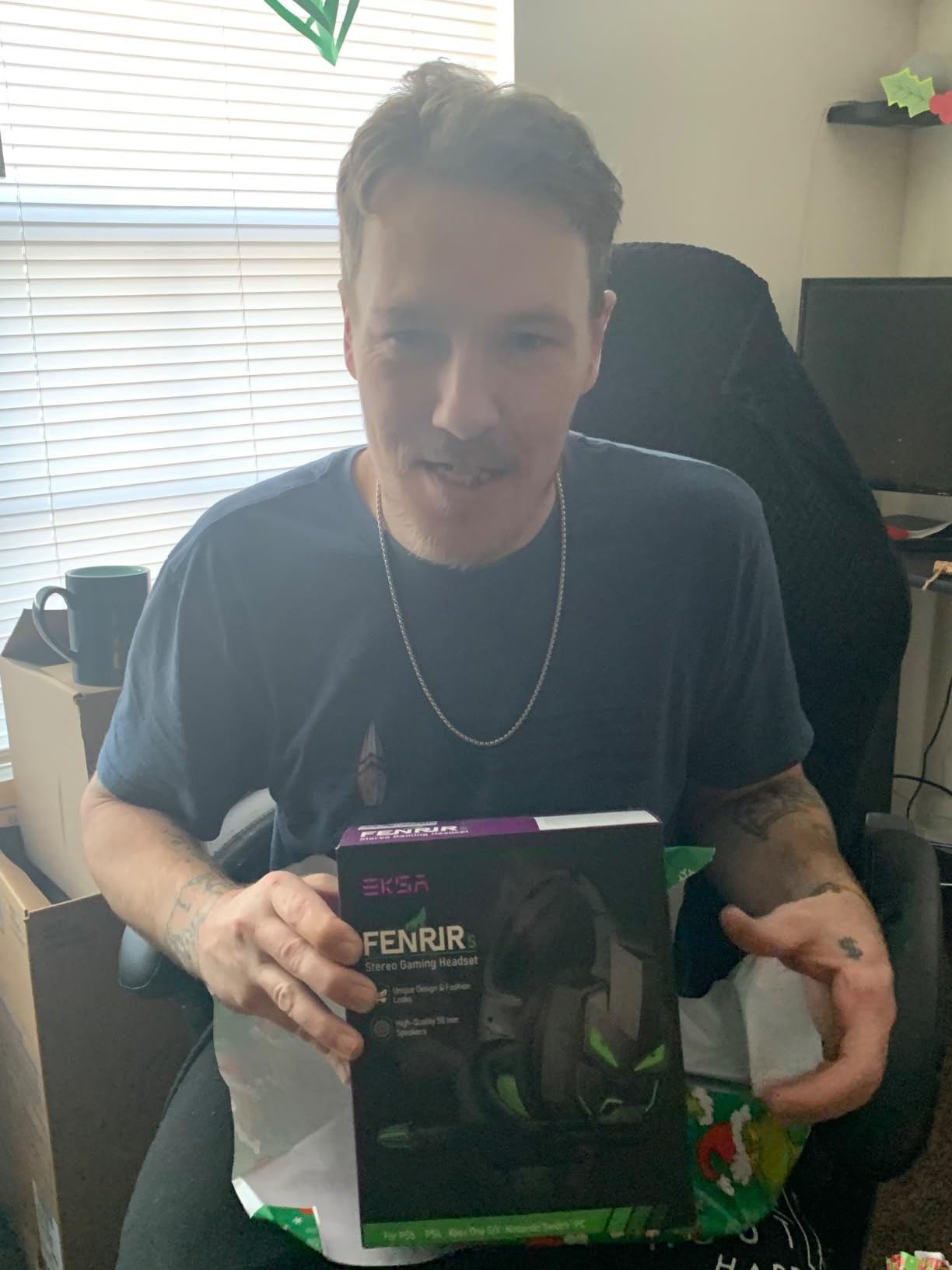 EKSA Fenrir S Gaming Headset for Xbox Series X/S, Xbox One, PS5, PS4, PC, Switch - Noise Cancelling Microphone, Comfortable Ear Pads, 50 mm Drivers, RGB Light, One Key Control - Birthday Gift Customer Review EKSA Fenrir S Gaming Headset for Xbox Series X/S, Xbox One, PS5, PS4, PC, Switch - Noise Cancelling Microphone, Comfortable Ear Pads, 50 mm Drivers, RGB Light, One Key Control - Birthday Gift - Customer Photo 1