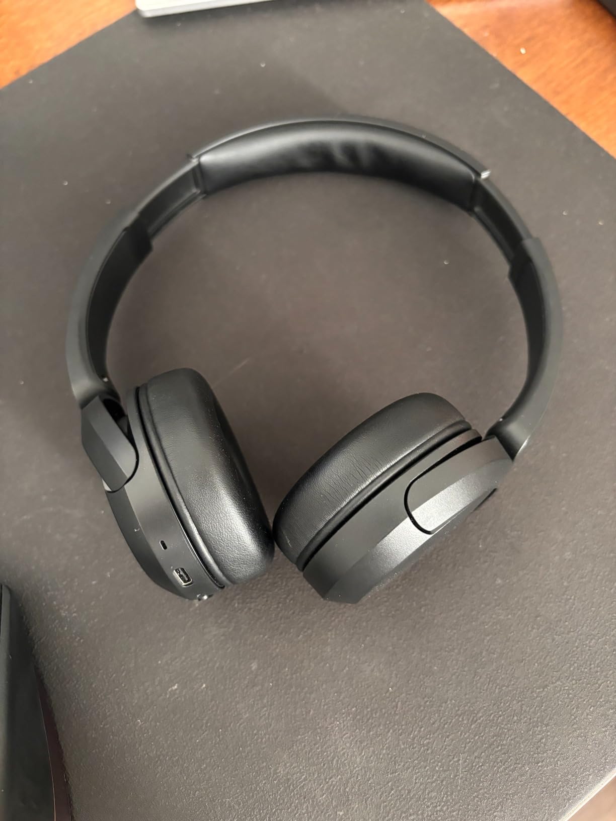 Sony WH-CH520 Wireless Headphones Bluetooth On-Ear Headset - Customer Photo 3