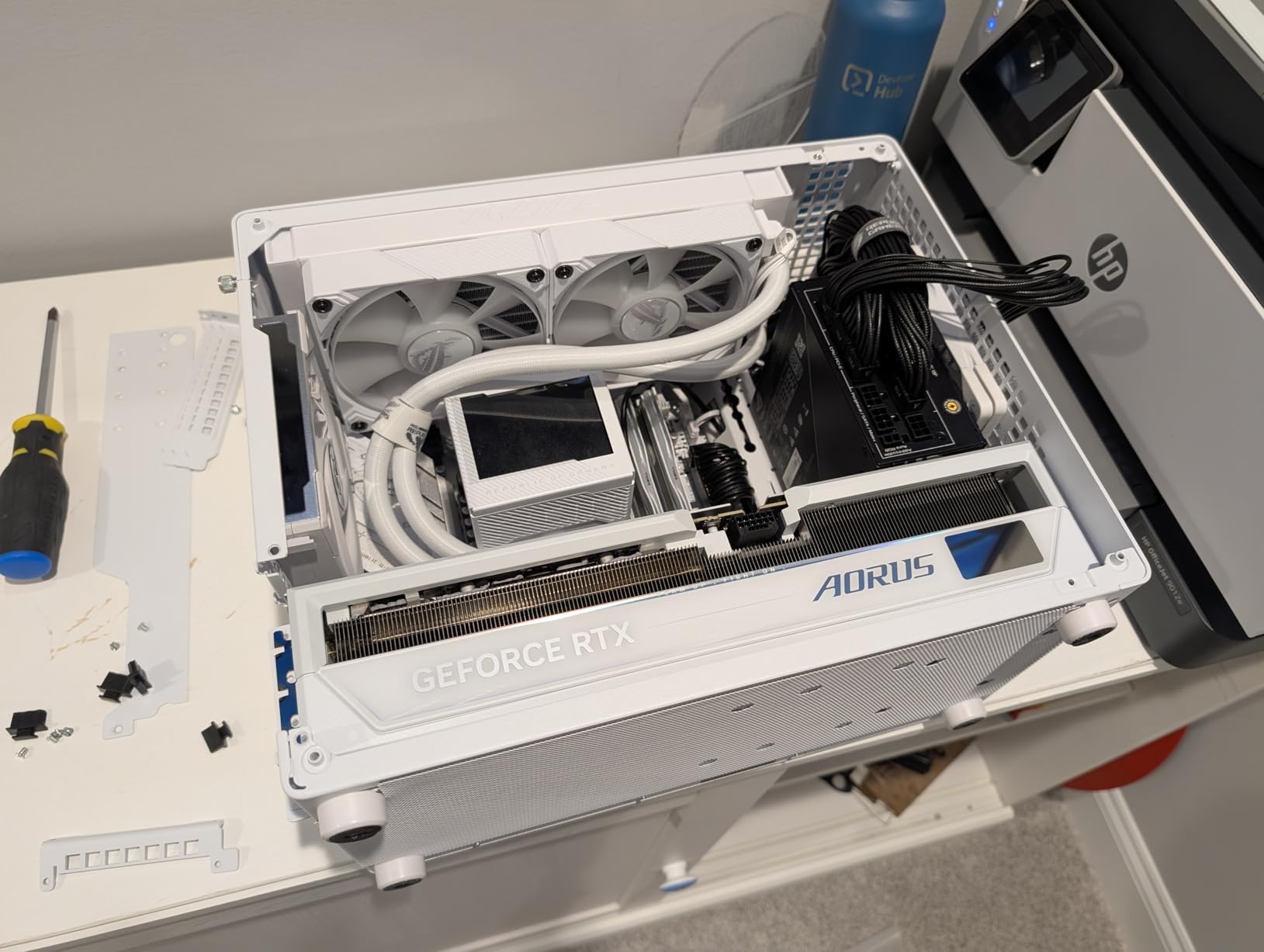 GIGABYTE GV-N4090AERO OC-24GD GeForce RTX 4090 AERO OC 24G Customer Review GIGABYTE GV-N4090AERO OC-24GD GeForce RTX 4090 AERO OC 24G - Customer Photo 1