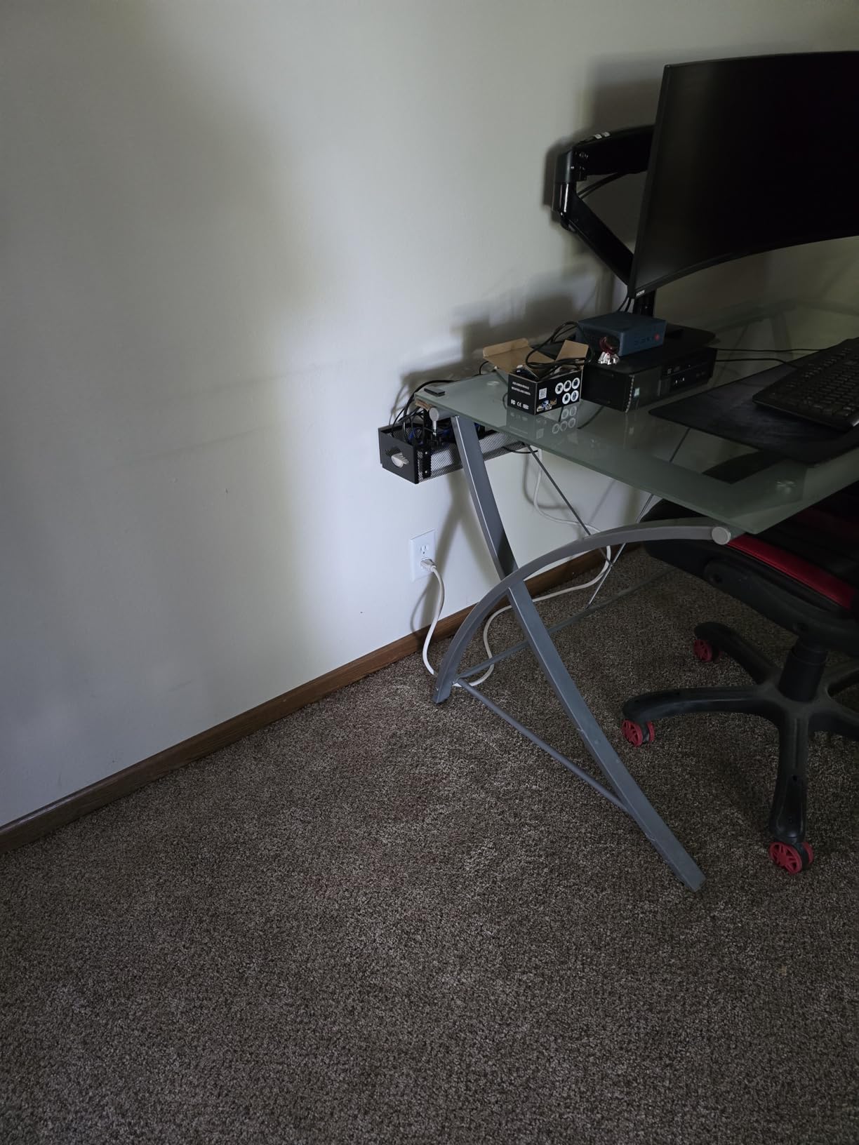 Under Desk Cable Management Tray No Drill, Metal Mesh Cable Management Under Desk with Clamp Mount, 2 Hole Cable Tray with Wire Management and Cord Organizer for Home Office Standing Desk Customer Review Under Desk Cable Management Tray No Drill, Metal Mesh Cable Management Under Desk with Clamp Mount, 2 Hole Cable Tray with Wire Management and Cord Organizer for Home Office Standing Desk - Customer Photo 1