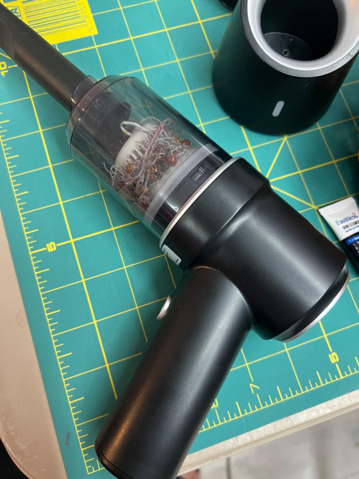 8Kpa Mini Handheld Vacuum Cleaner, 120W High Power Cordless Keyboard Vacuum, 2-in-1 Desk Vacuum & Air Duster with LED Light & Multi-Nozzles for Car, Computer, Sewing Machine - Customer Photo 1