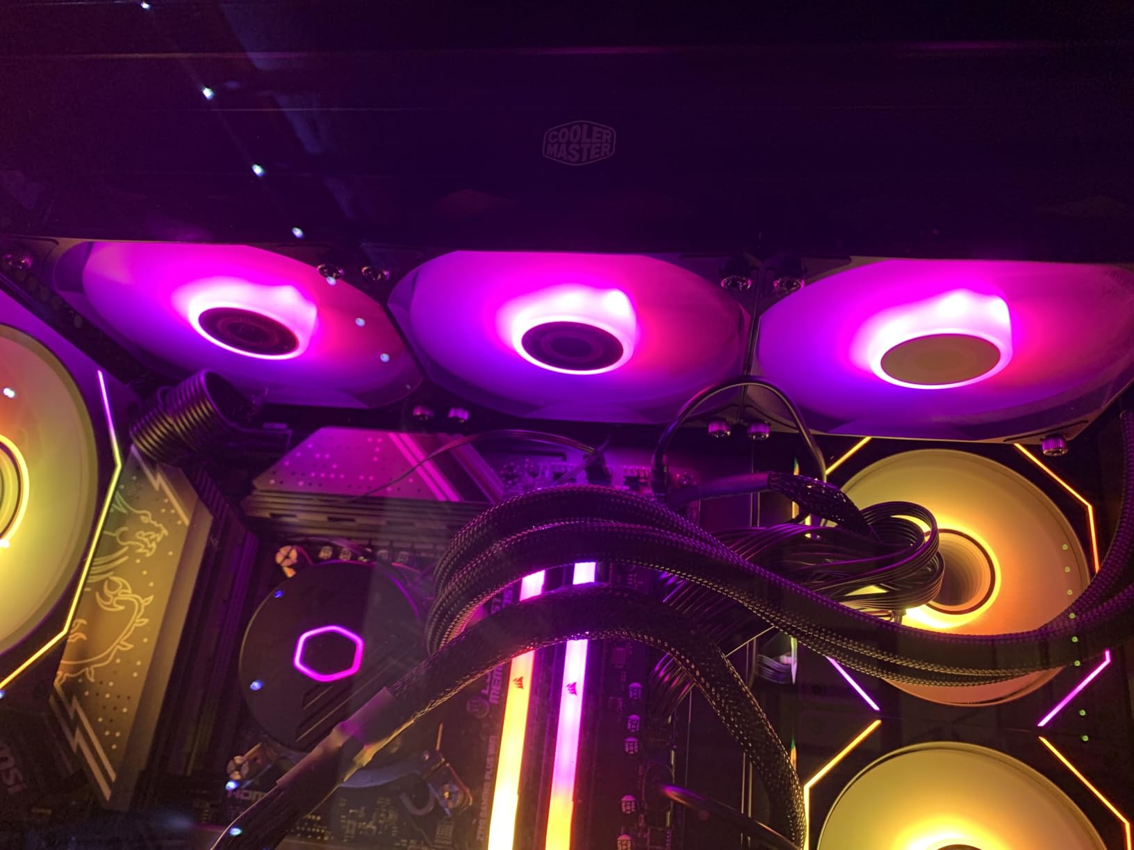 Cooler Master MasterLiquid 360L Core 360mm Close-Loop AIO Liquid Cooler, ARGB Sync, Gen S Coldplate Pump, 120mm PWM, CryoFuze 14W/mK, AMD Ryzen AM5/AM4, Intel LGA1700/1200 Customer Review Cooler Master MasterLiquid 360L Core 360mm Close-Loop AIO Liquid Cooler, ARGB Sync, Gen S Coldplate Pump, 120mm PWM, CryoFuze 14W/mK, AMD Ryzen AM5/AM4, Intel LGA1700/1200 - Customer Photo 2