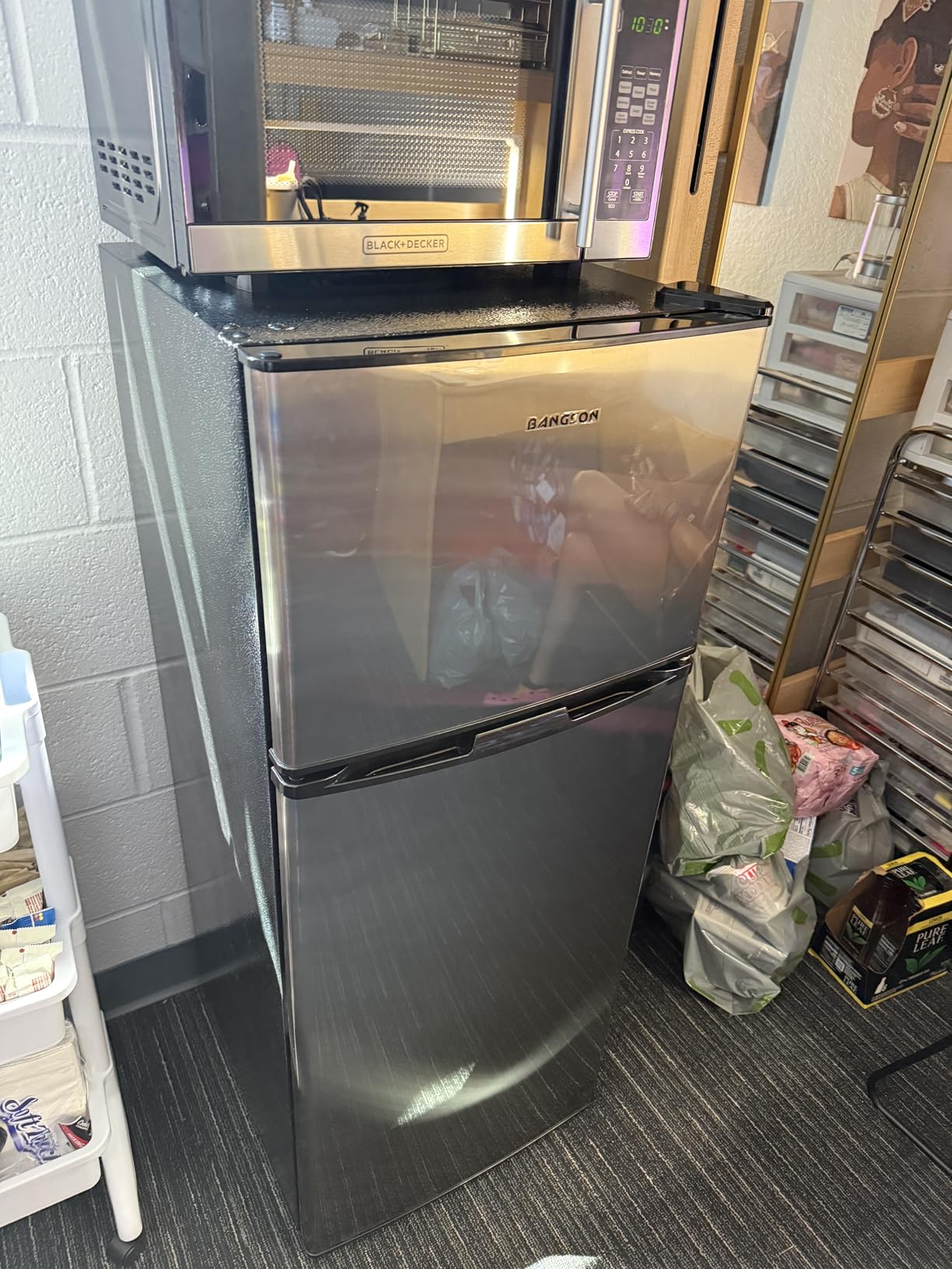 BANGSON 4.0 Cu.Ft Small Refrigerator with Freezer, Small Fridge with Top Freezer, for Apartment, Bedroom, Dorm, and Office, Double Door, Black - Customer Photo 1